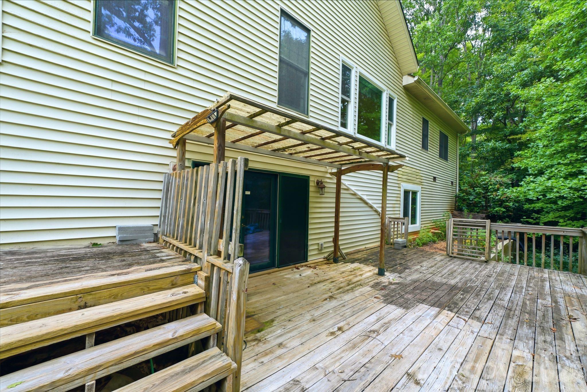 721 Canterbury Road — Kings Mountain