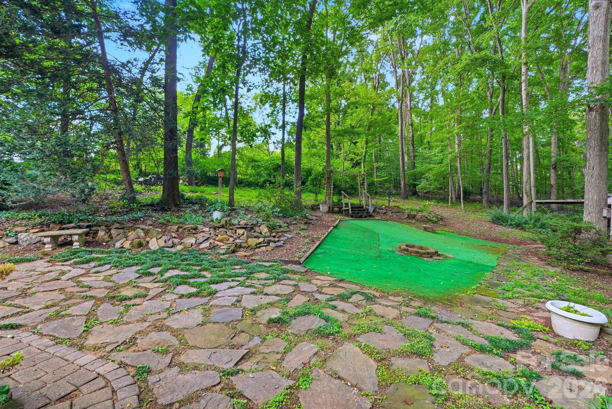 721 Canterbury Road — Kings Mountain