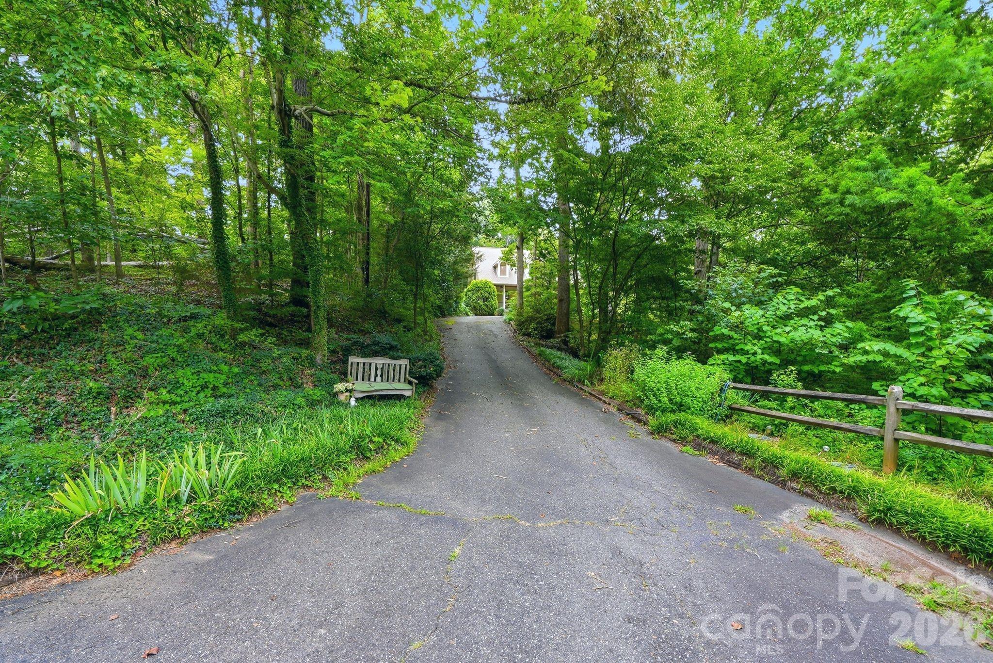 721 Canterbury Road — Kings Mountain