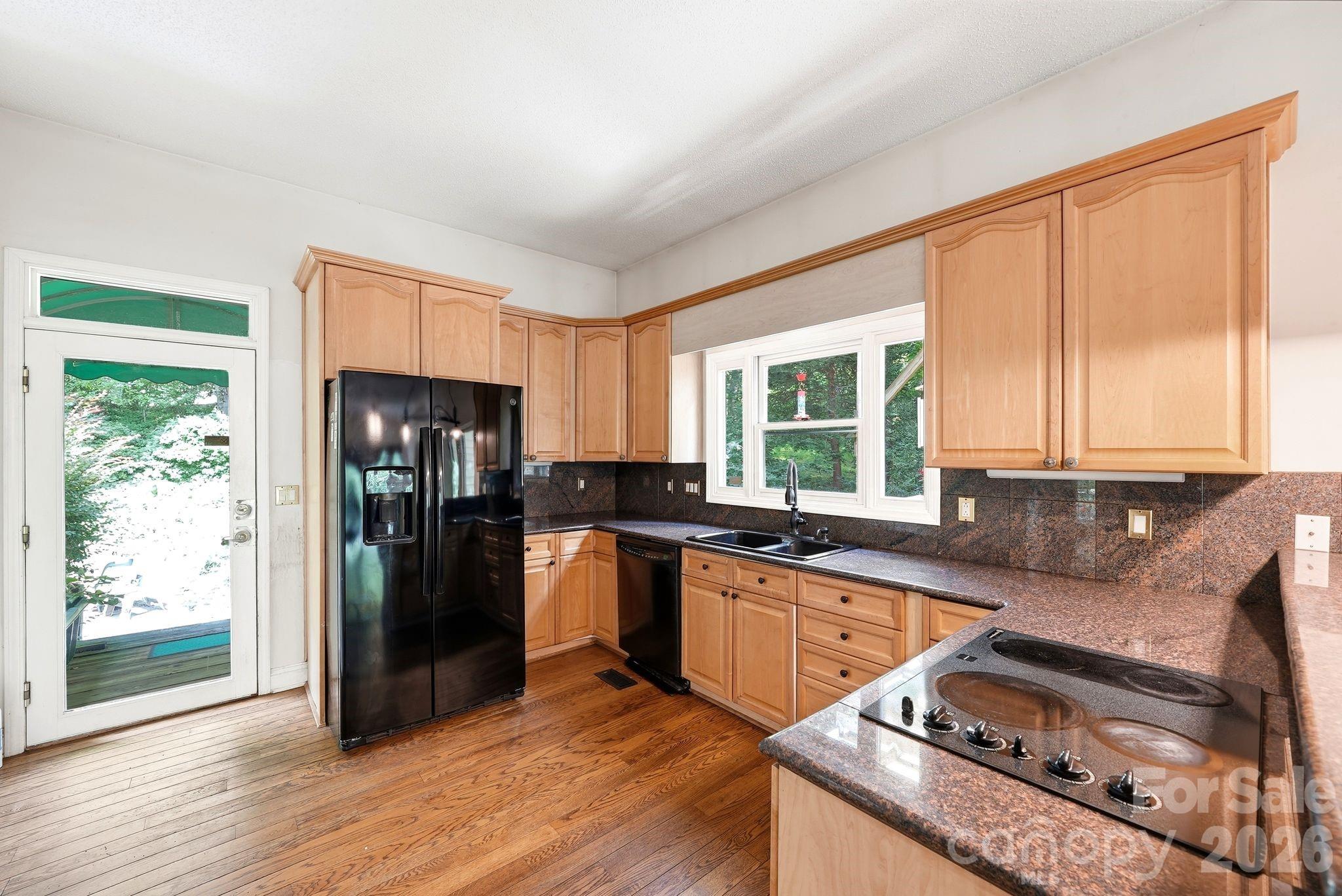 721 Canterbury Road — Kings Mountain