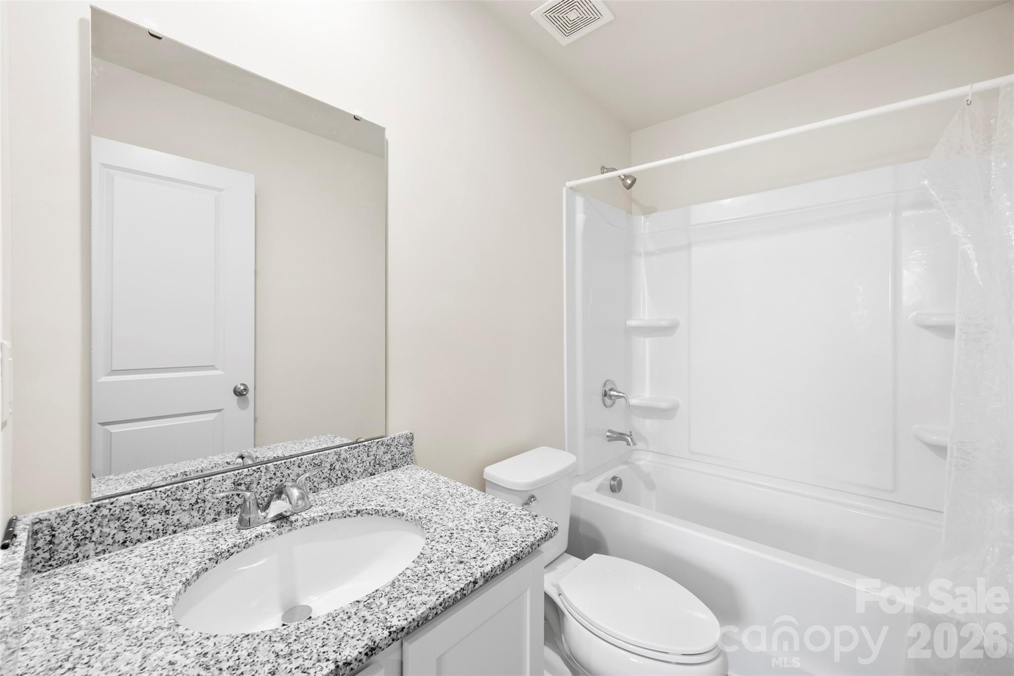 105 VILLA Lane — Lincolnton