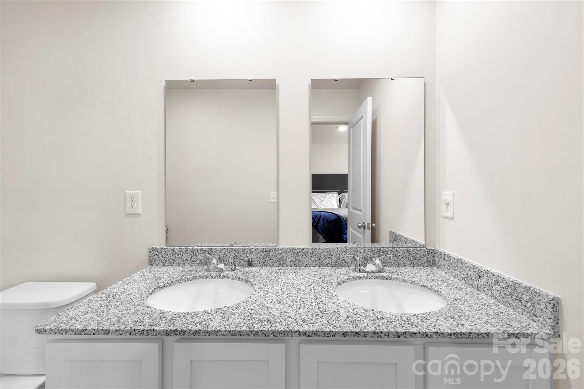 105 VILLA Lane — Lincolnton