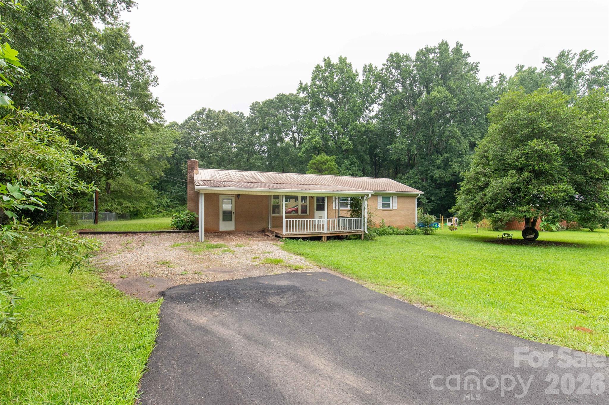 1747 Williams Circle — Lancaster