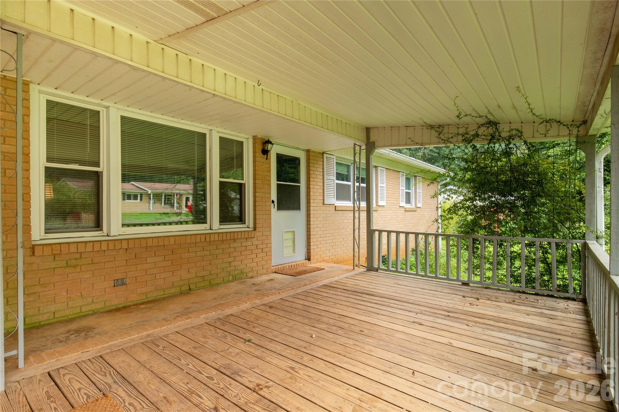 1747 Williams Circle — Lancaster