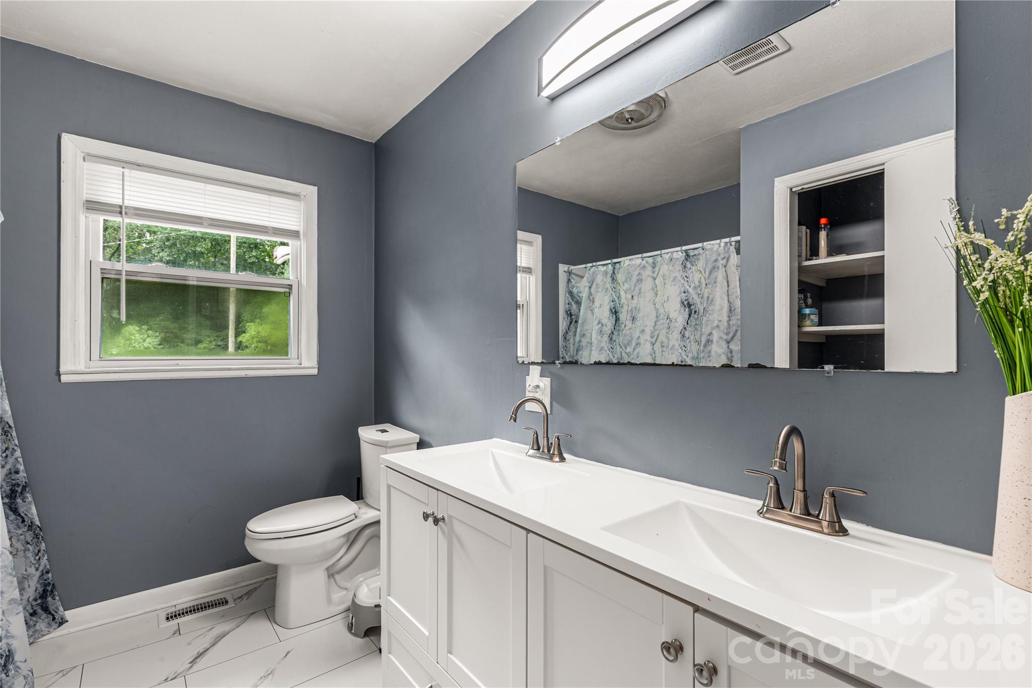 1747 Williams Circle — Lancaster