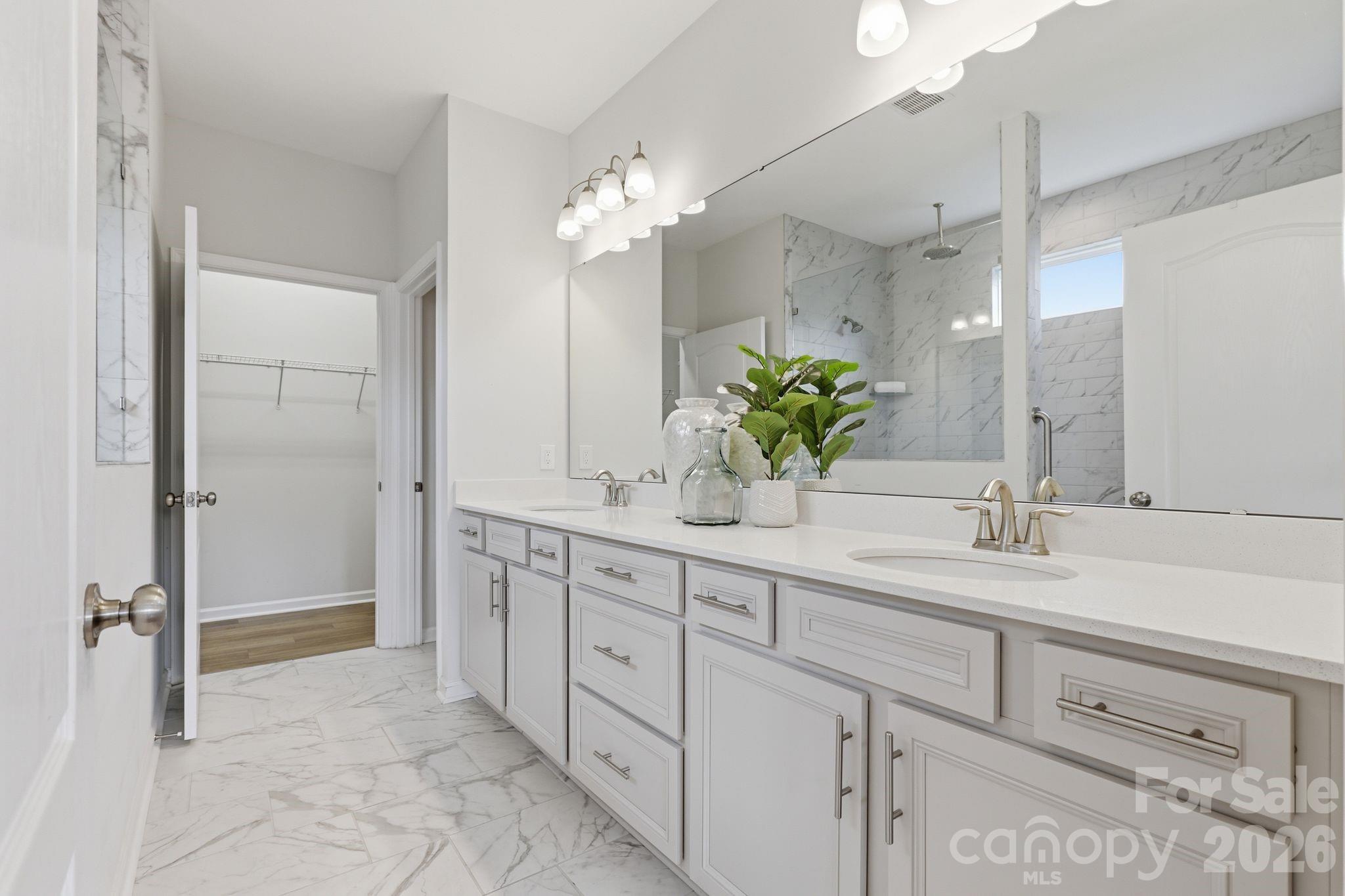 13704 Berkley Avenue — Huntersville