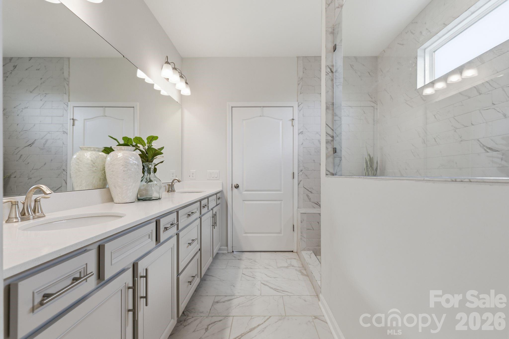 13704 Berkley Avenue — Huntersville