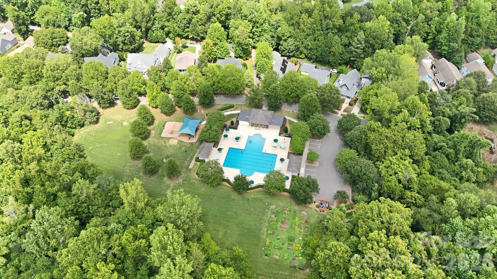 13704 Berkley Avenue — Huntersville