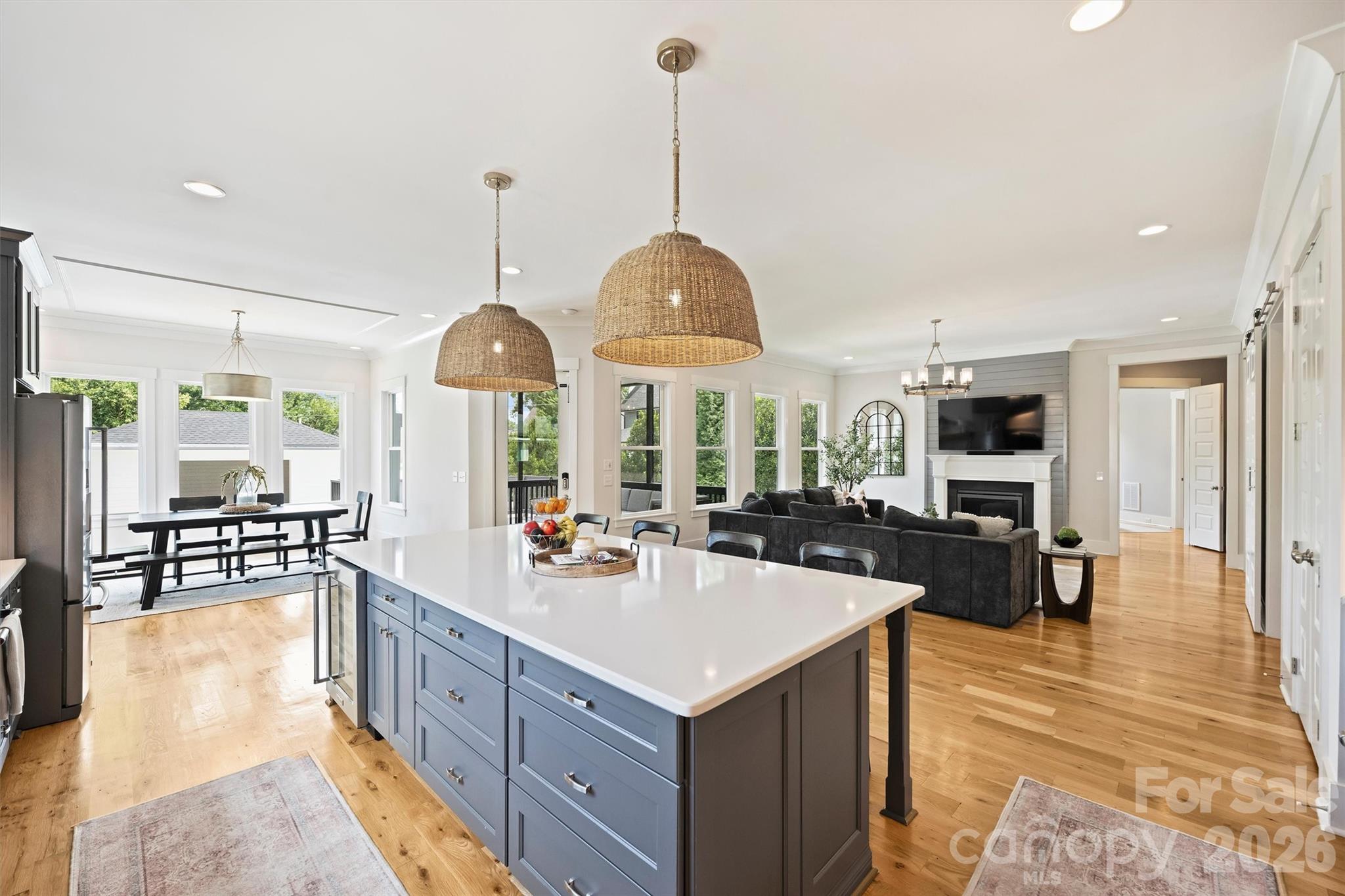 215 Hartford Avenue — Charlotte