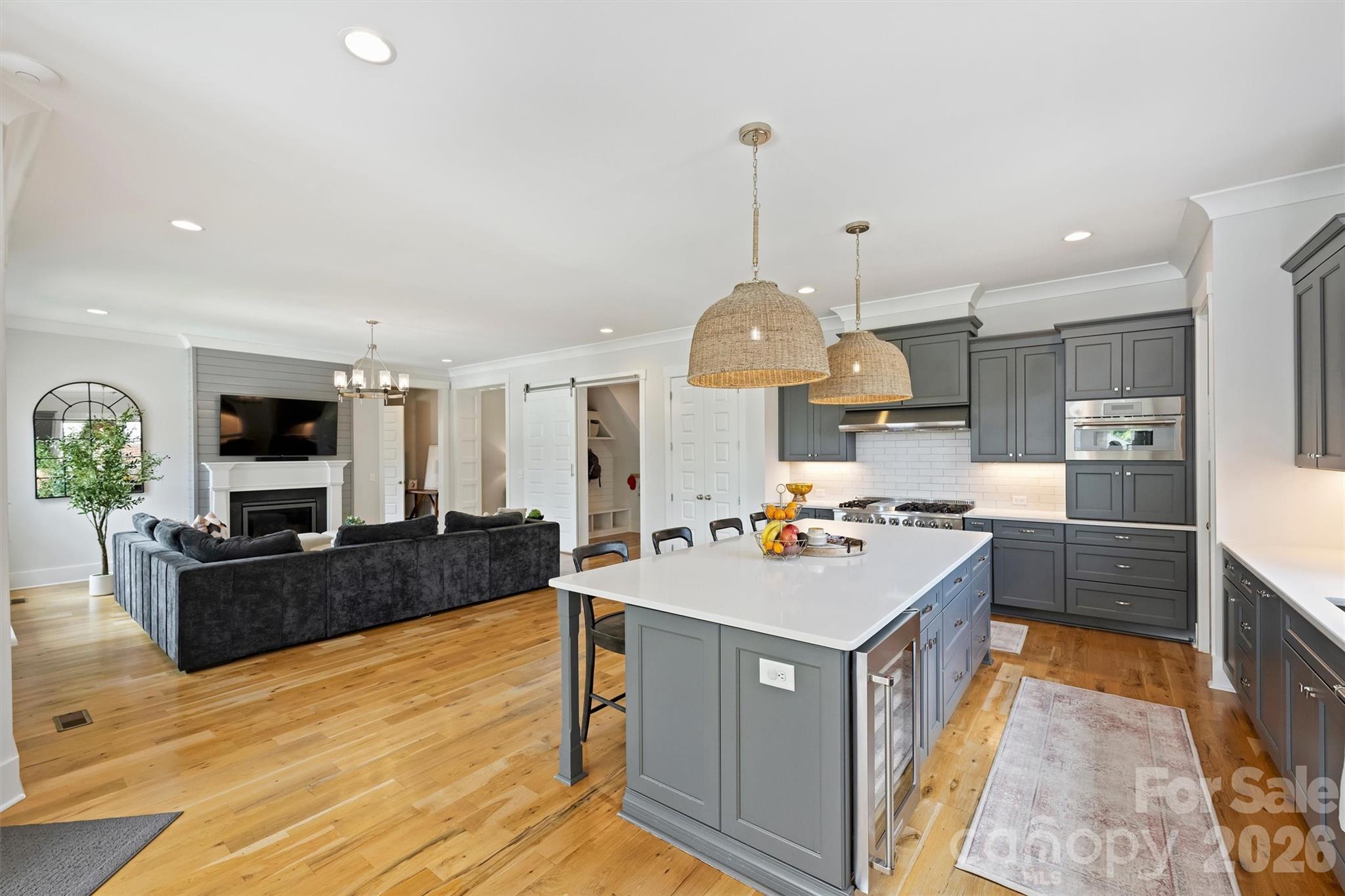 215 Hartford Avenue — Charlotte