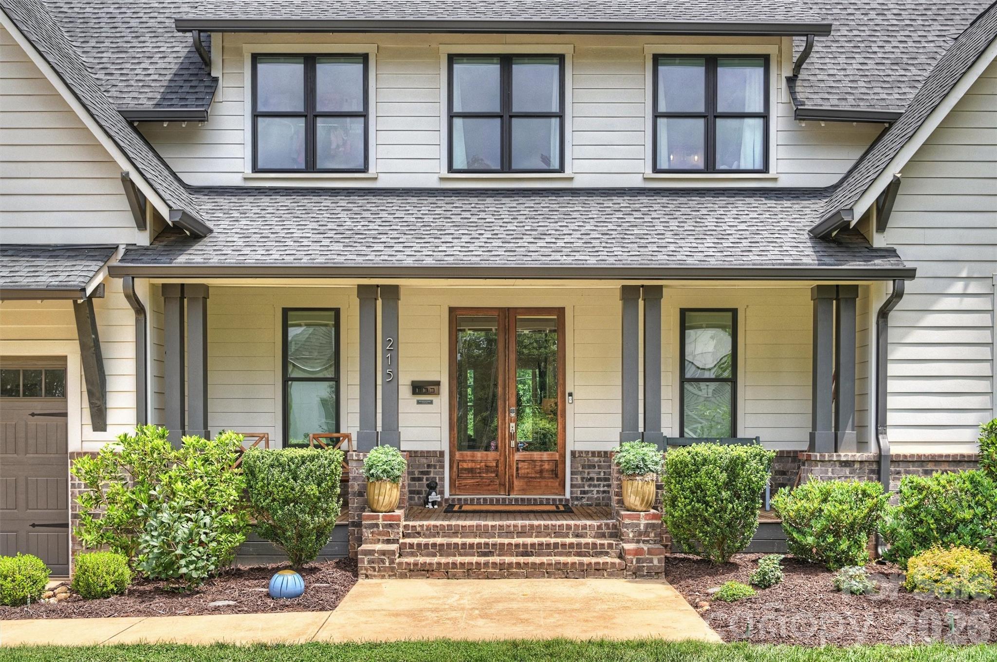215 Hartford Avenue — Charlotte