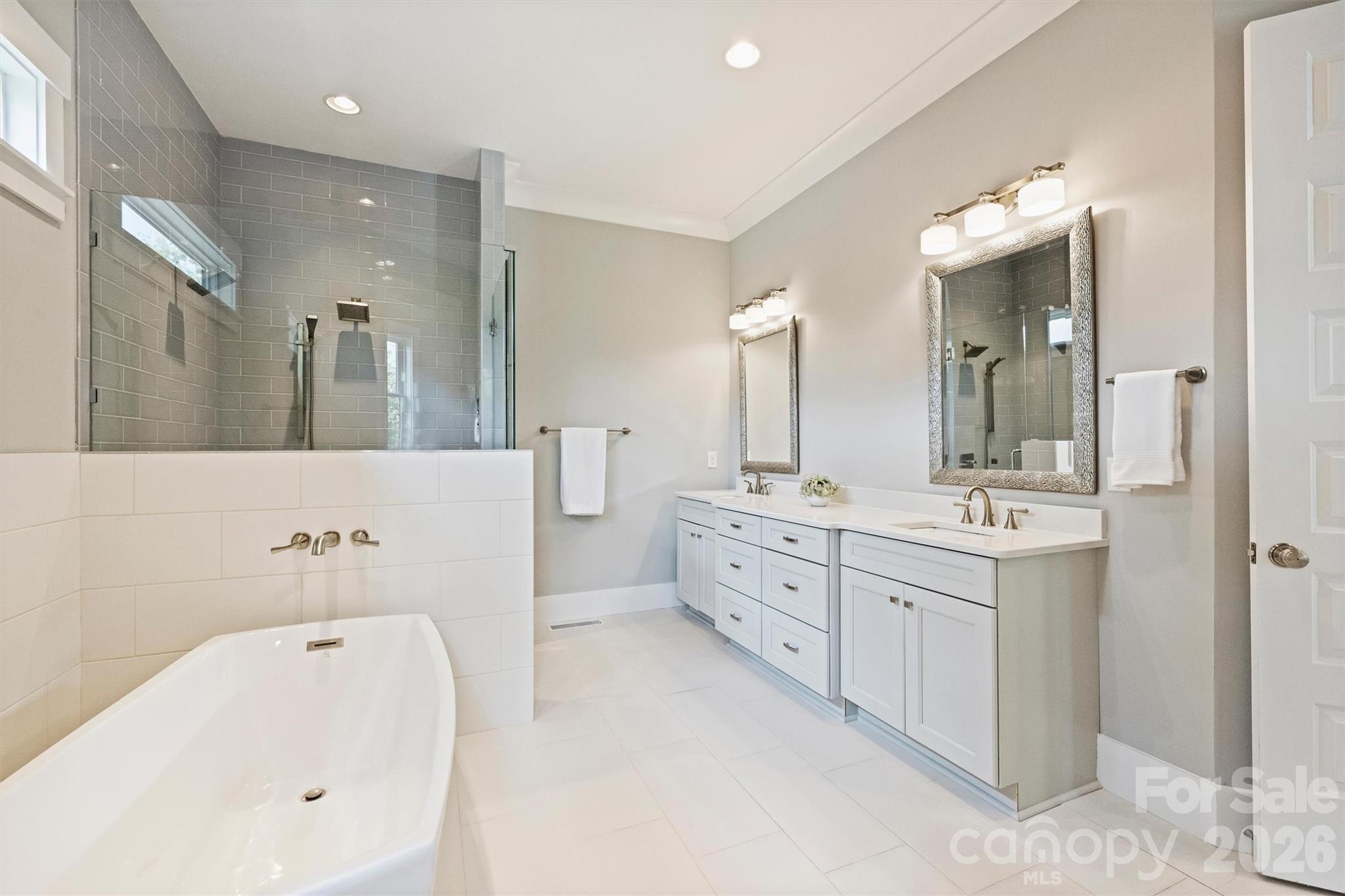 215 Hartford Avenue — Charlotte