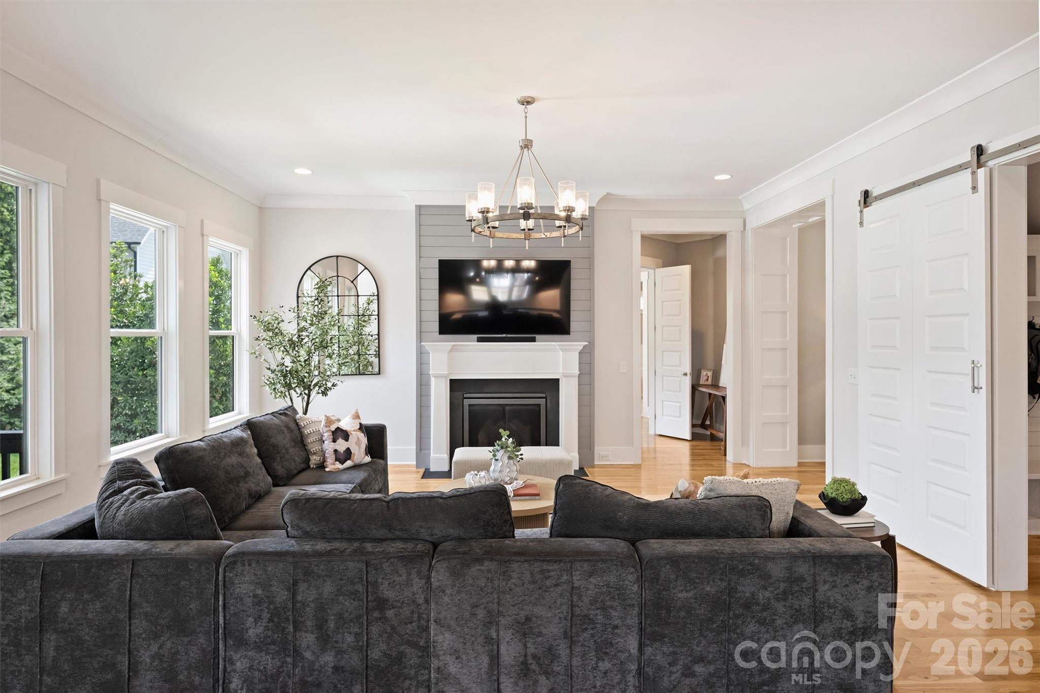 215 Hartford Avenue — Charlotte