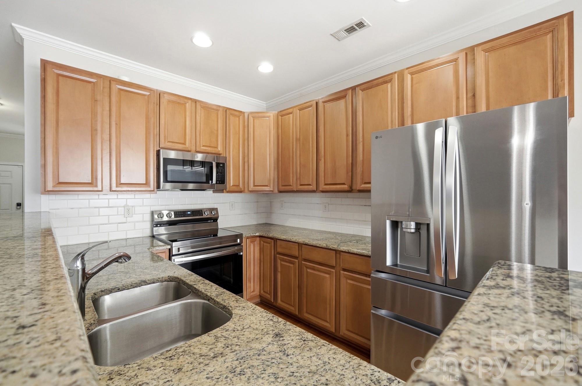 13838 Singleleaf Lane — Charlotte