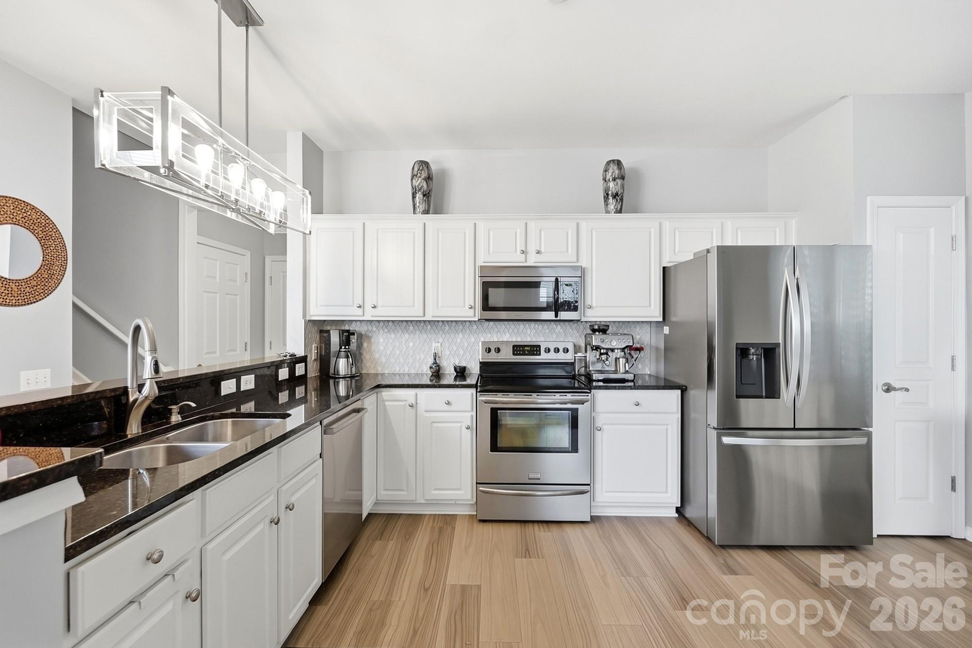 8530 Heron Glen Drive — Charlotte