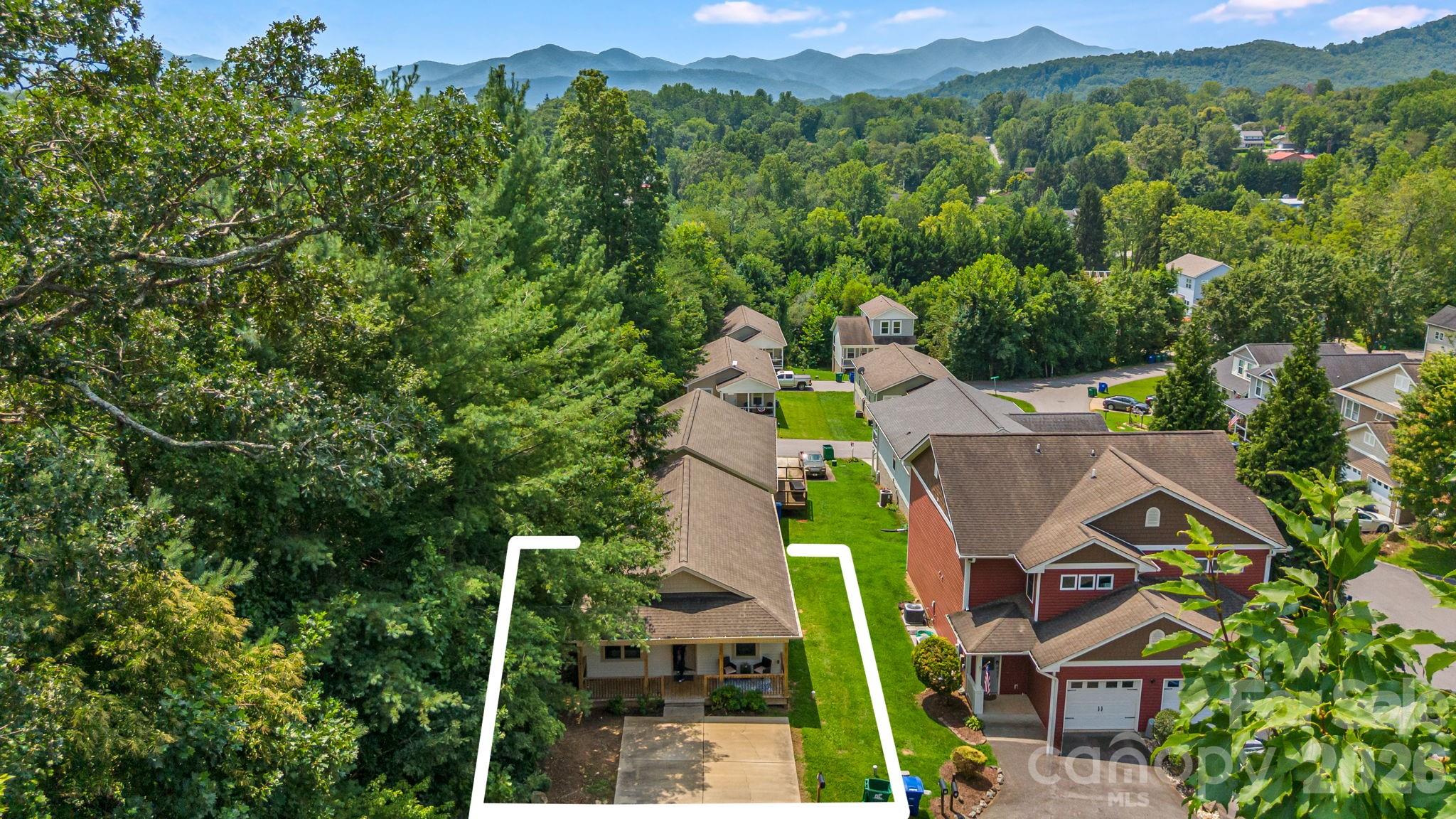 9 Coral Berry Drive — Candler