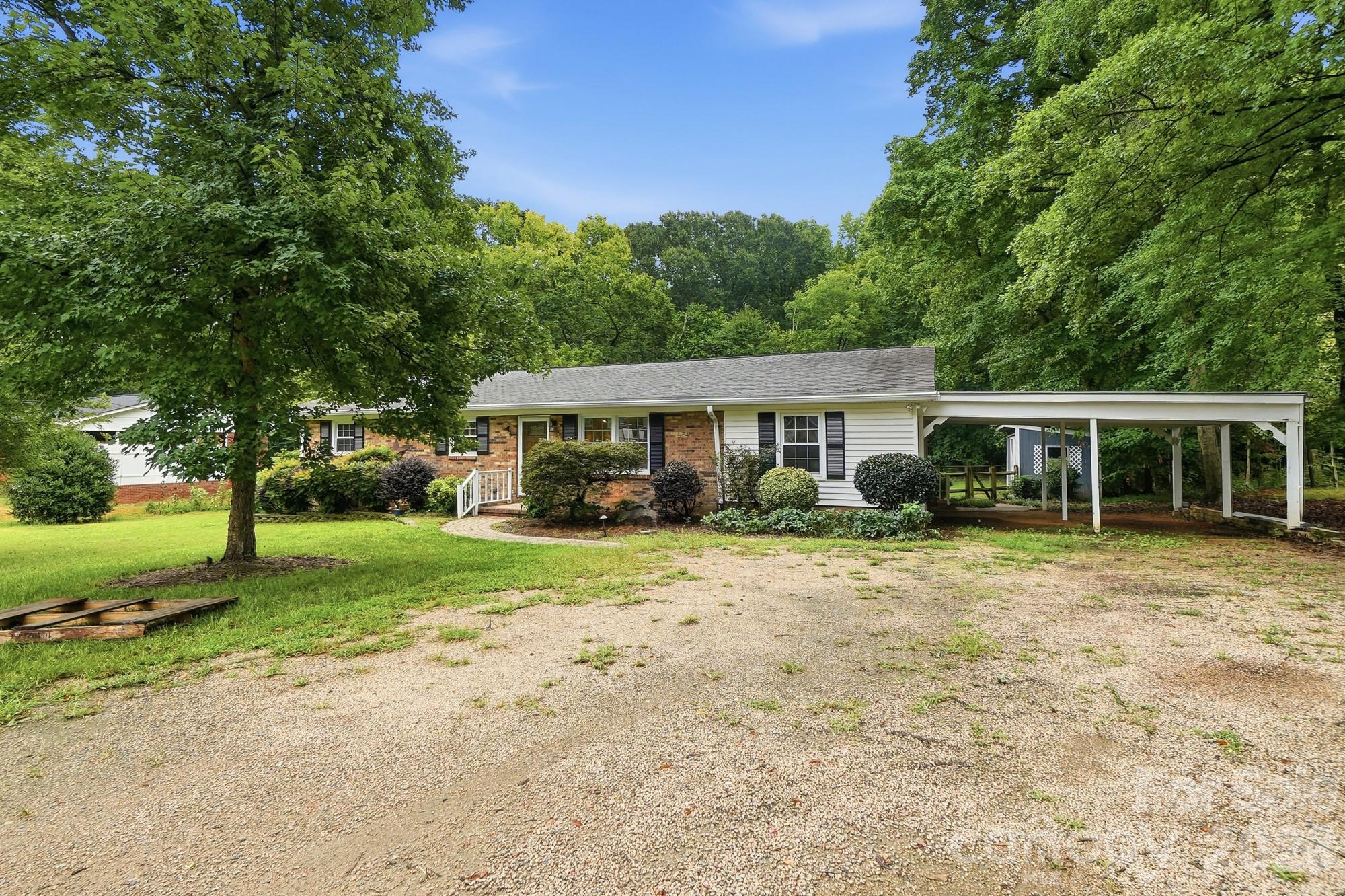 6081 Cambridge Drive — Harrisburg