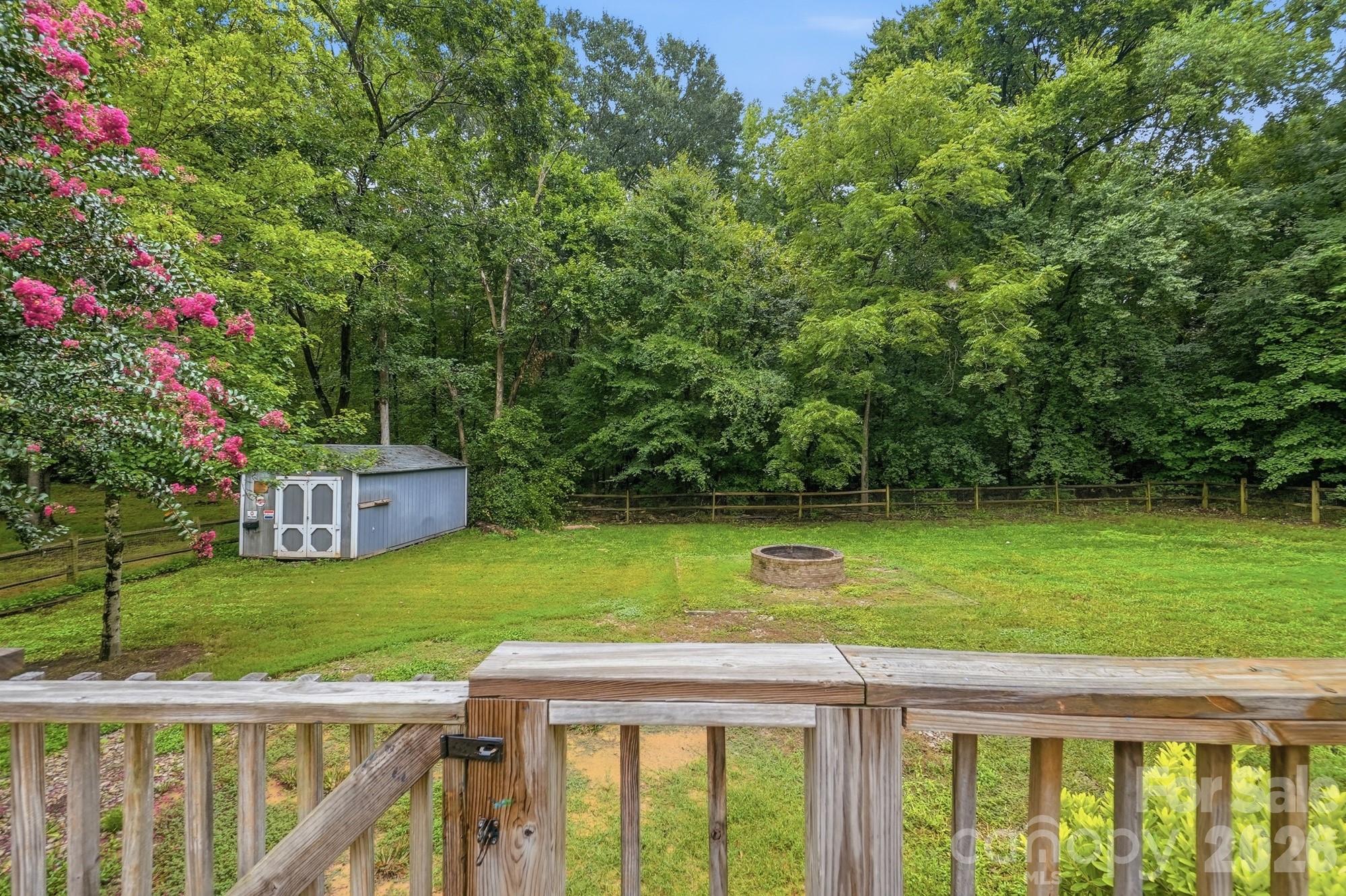 6081 Cambridge Drive — Harrisburg