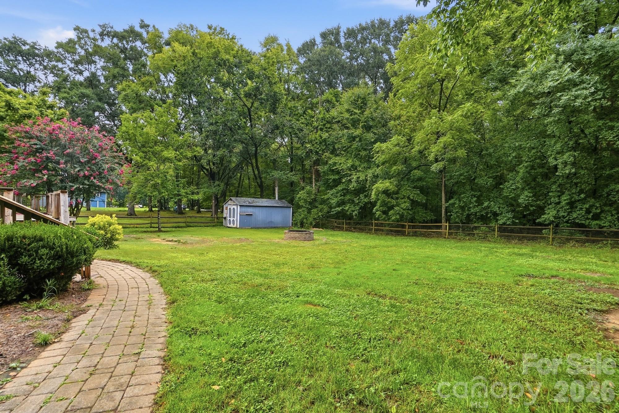 6081 Cambridge Drive — Harrisburg