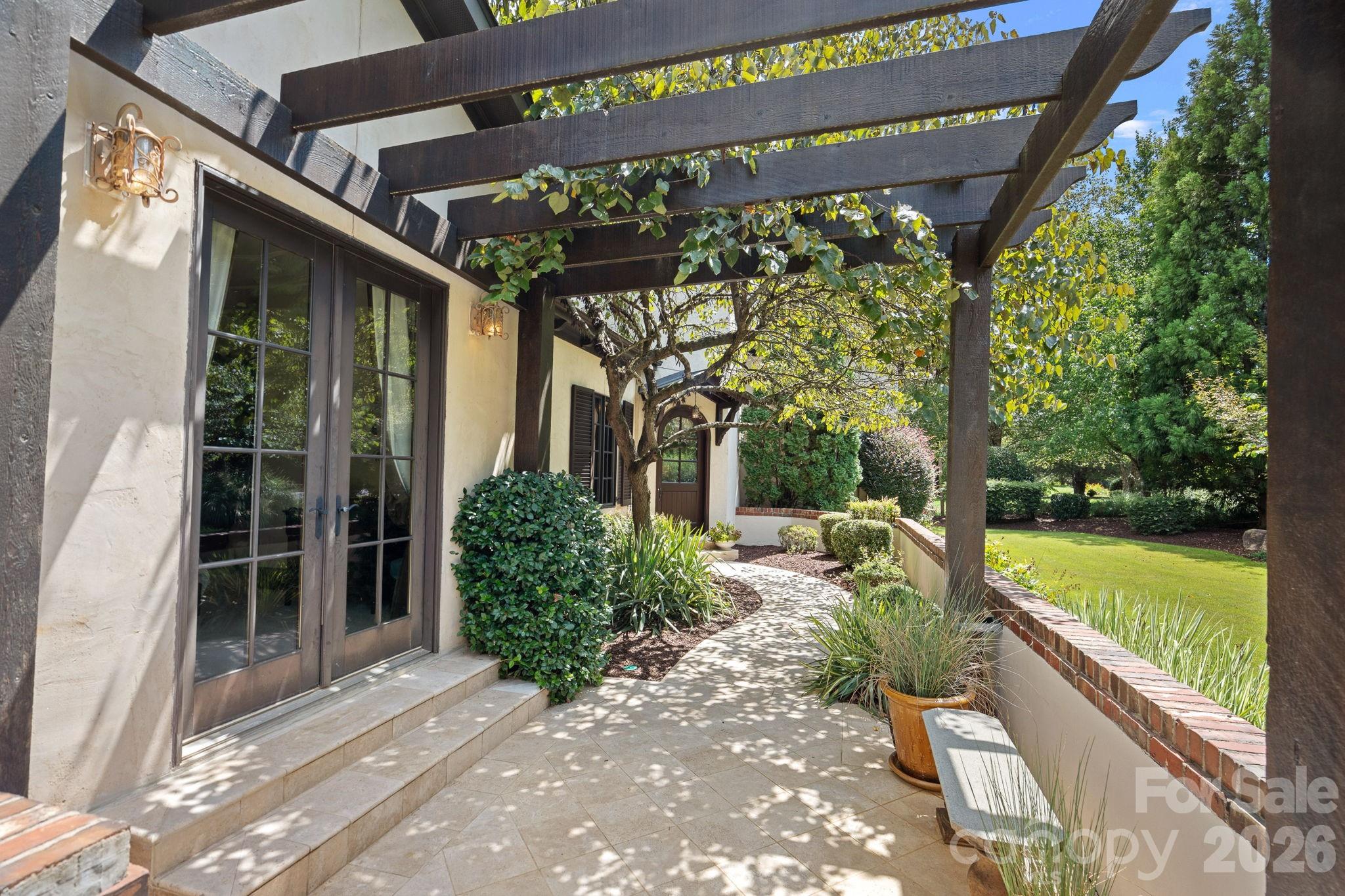 1807 Charden Road — Davidson