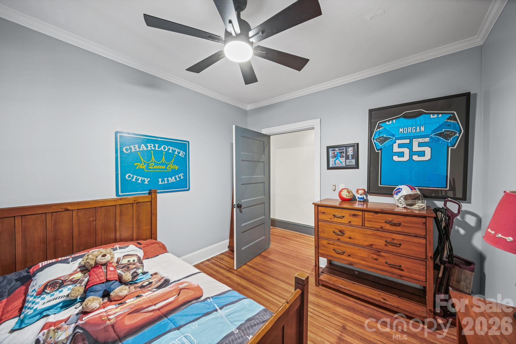 321 Grandin Road — Charlotte