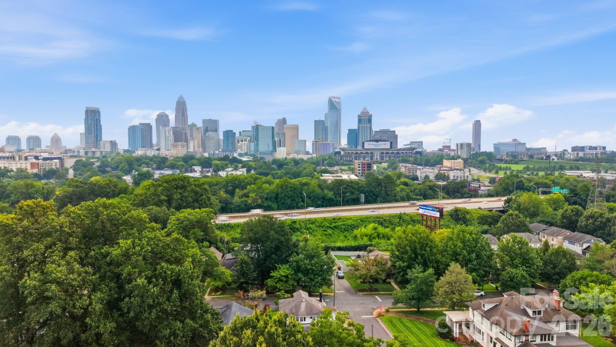 321 Grandin Road — Charlotte