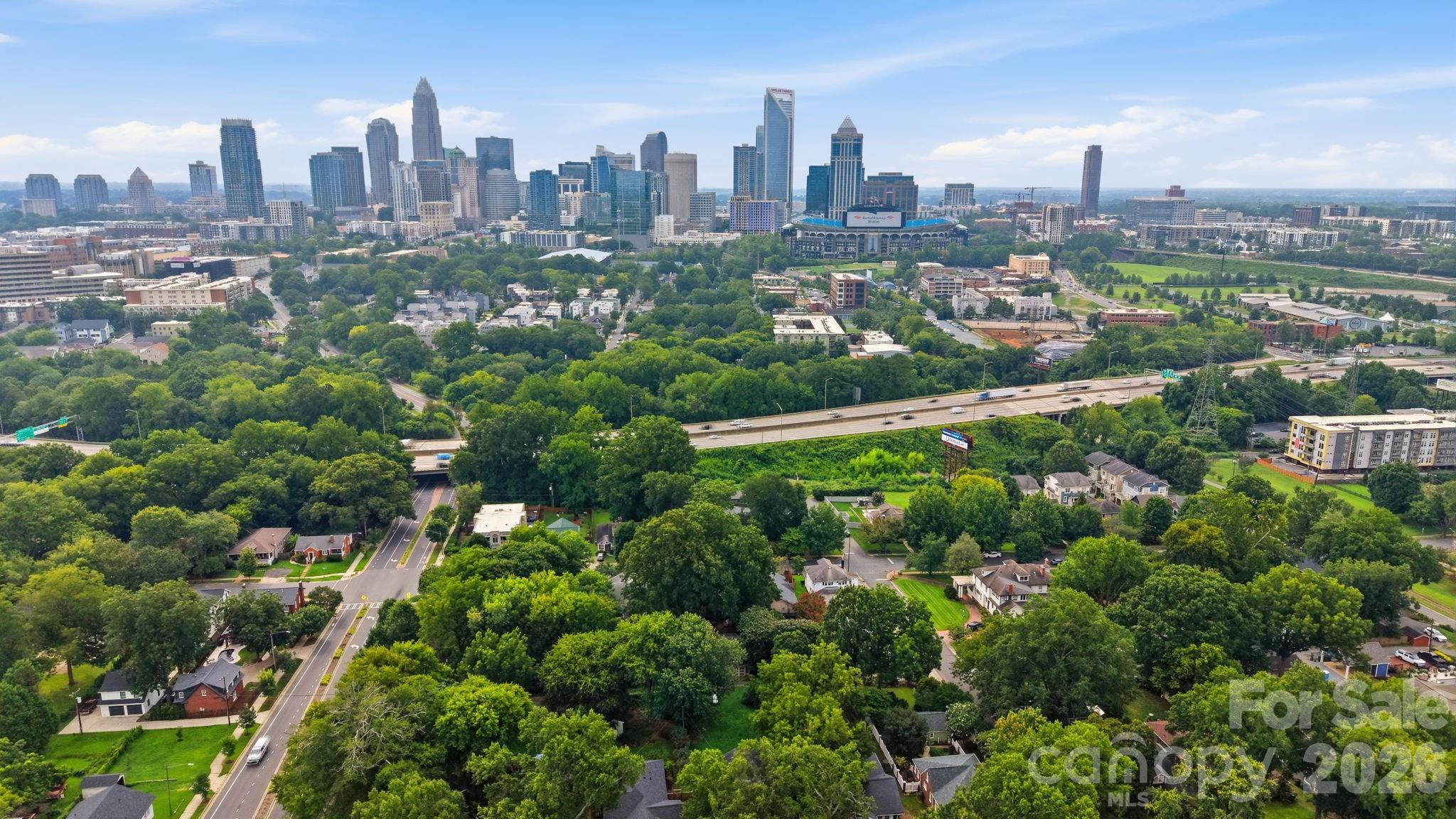 321 Grandin Road — Charlotte