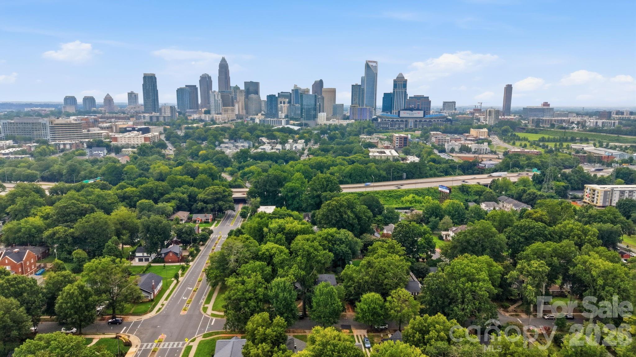 321 Grandin Road — Charlotte