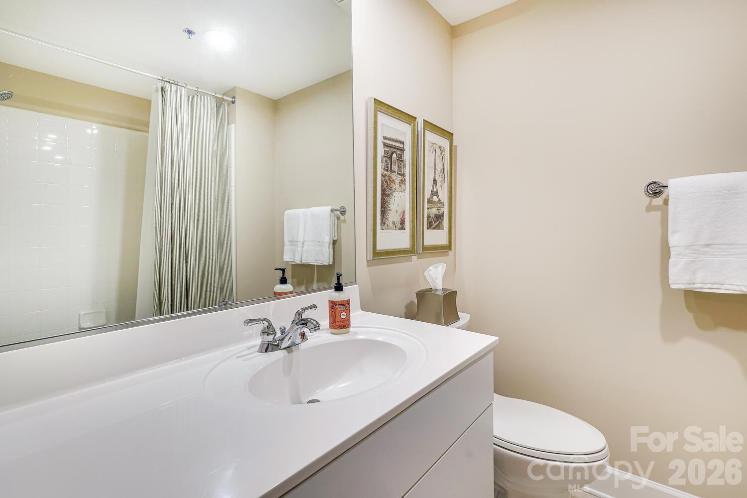 1320 Fillmore Avenue #305 — Charlotte