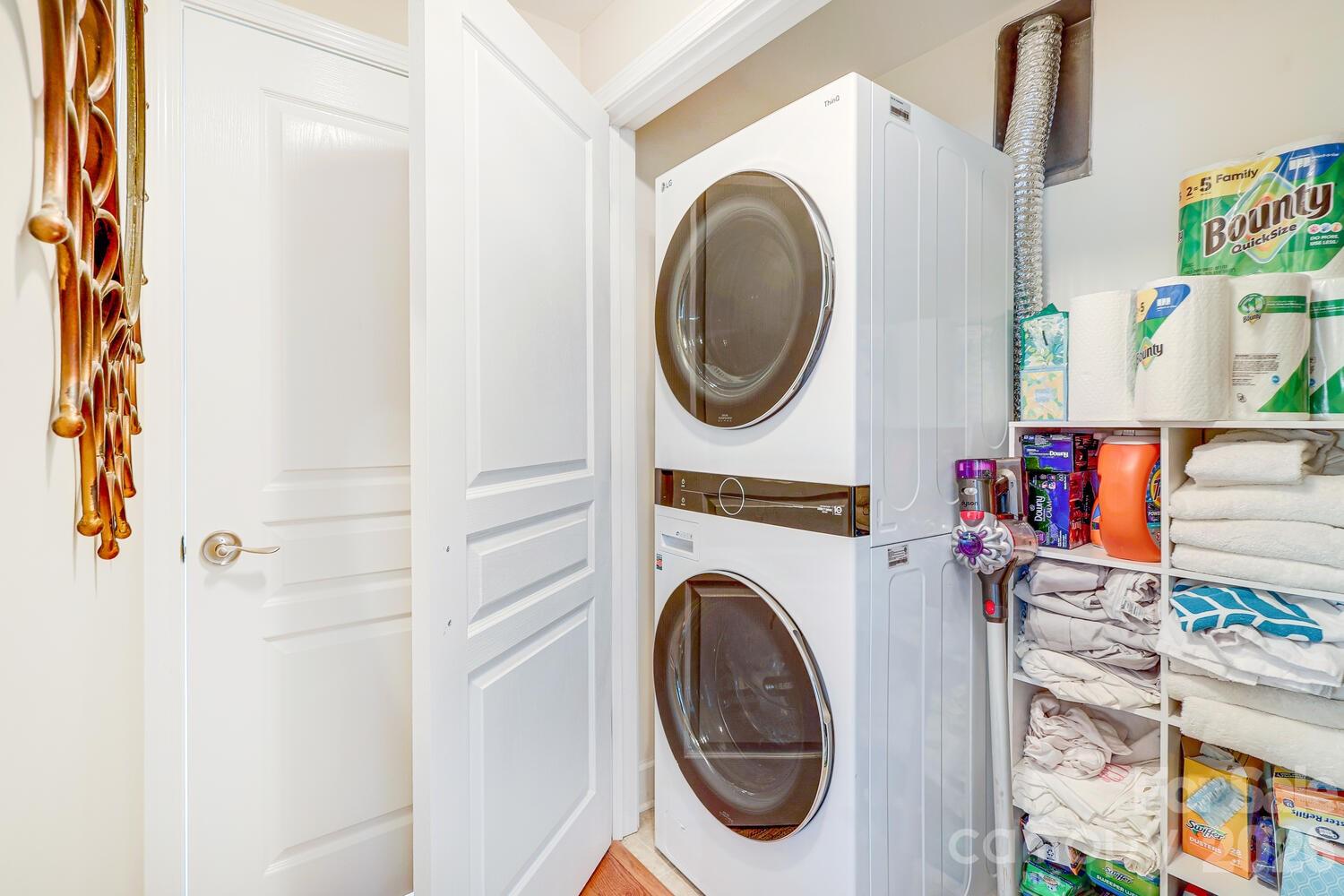 1320 Fillmore Avenue #305 — Charlotte