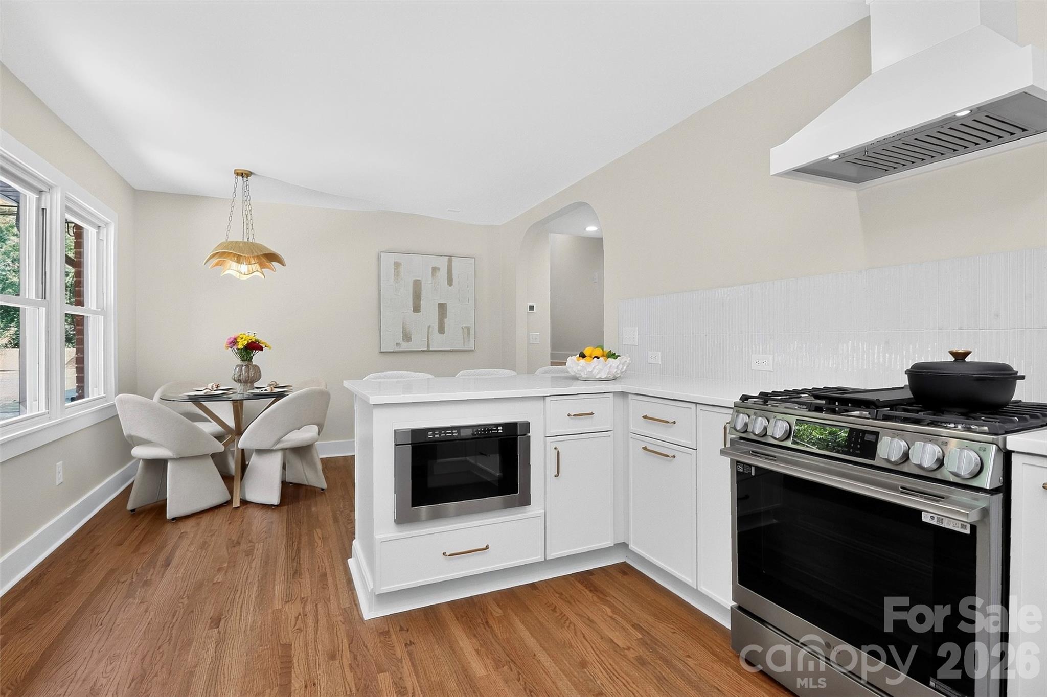 3617 Woodleaf Road — Charlotte