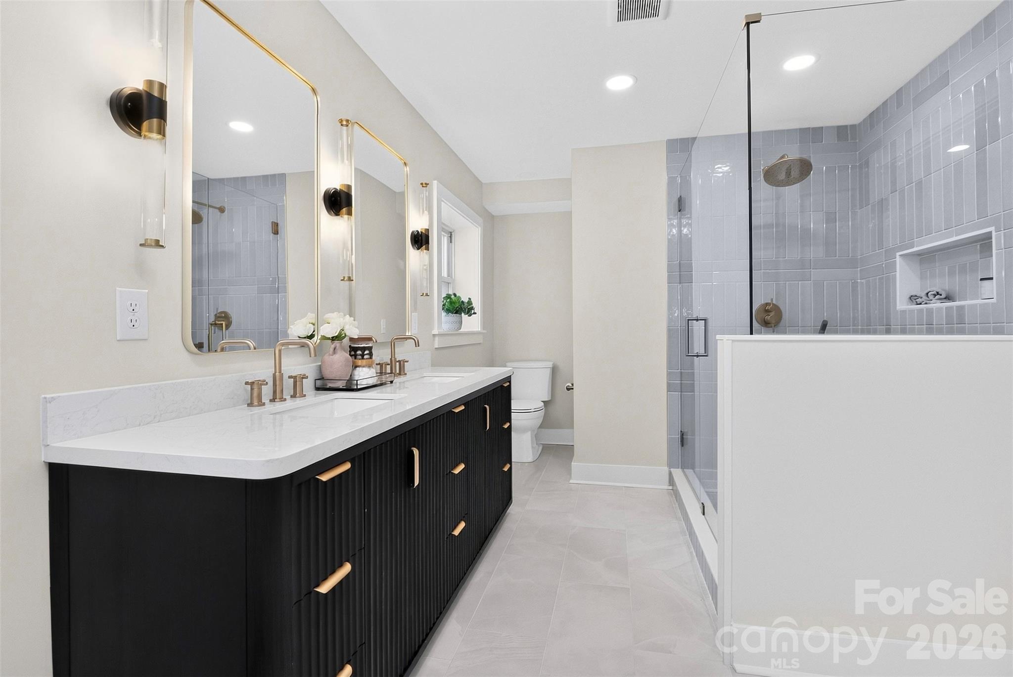 3617 Woodleaf Road — Charlotte