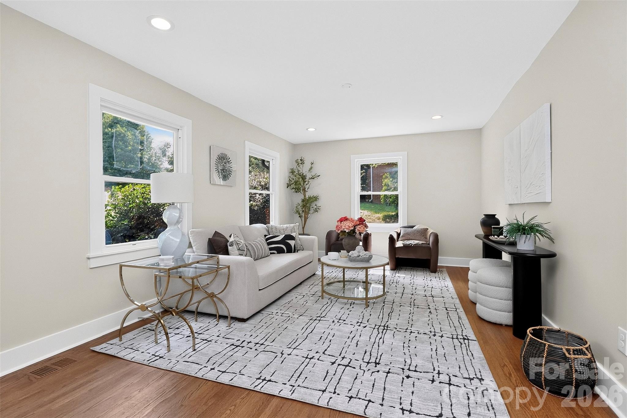 3617 Woodleaf Road — Charlotte