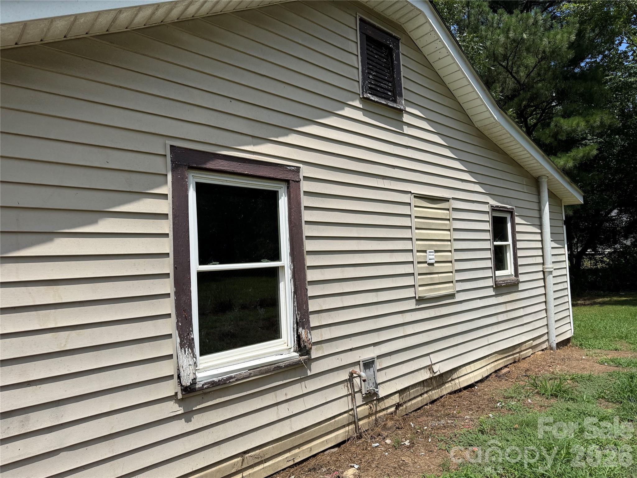 712 N Myrtle Street — Gastonia
