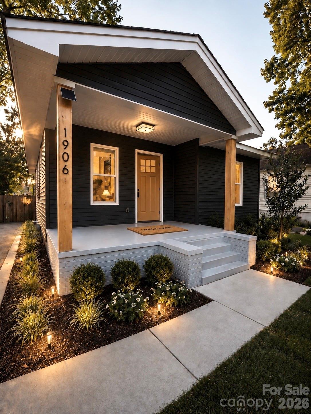 1906 Ashley Road — Charlotte