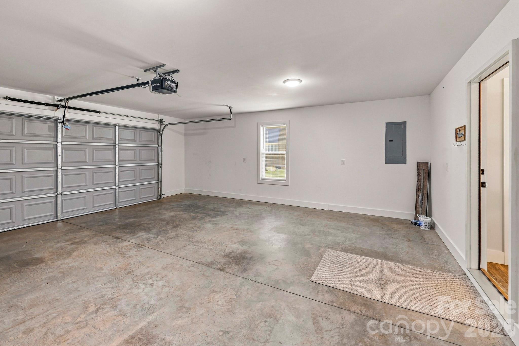 116 Kingston Place — Spindale