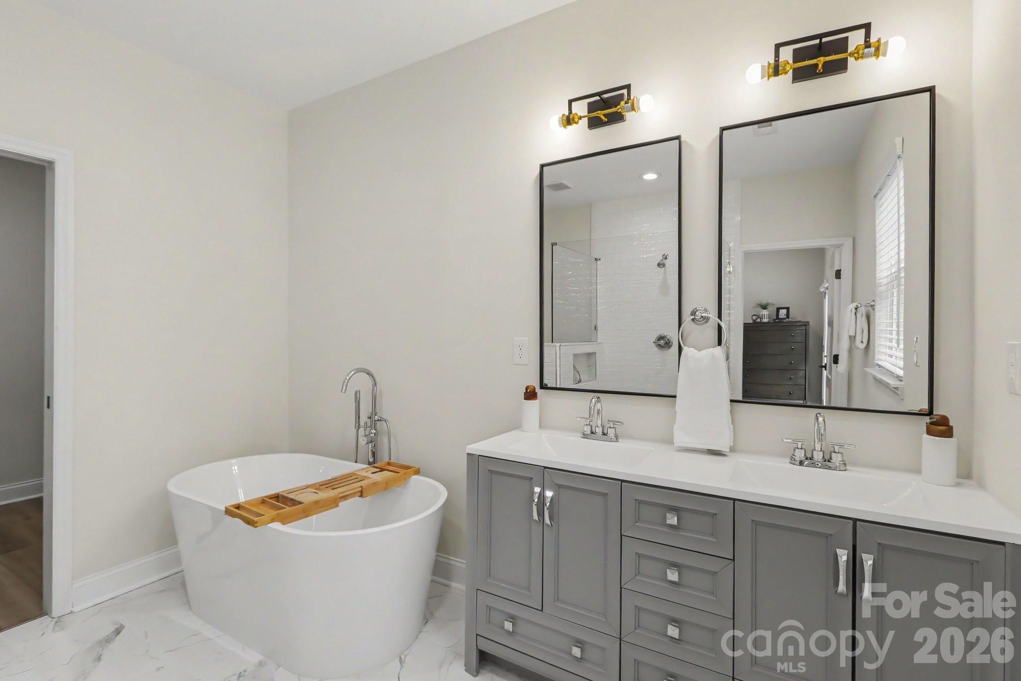 842 Belmont Avenue — Charlotte