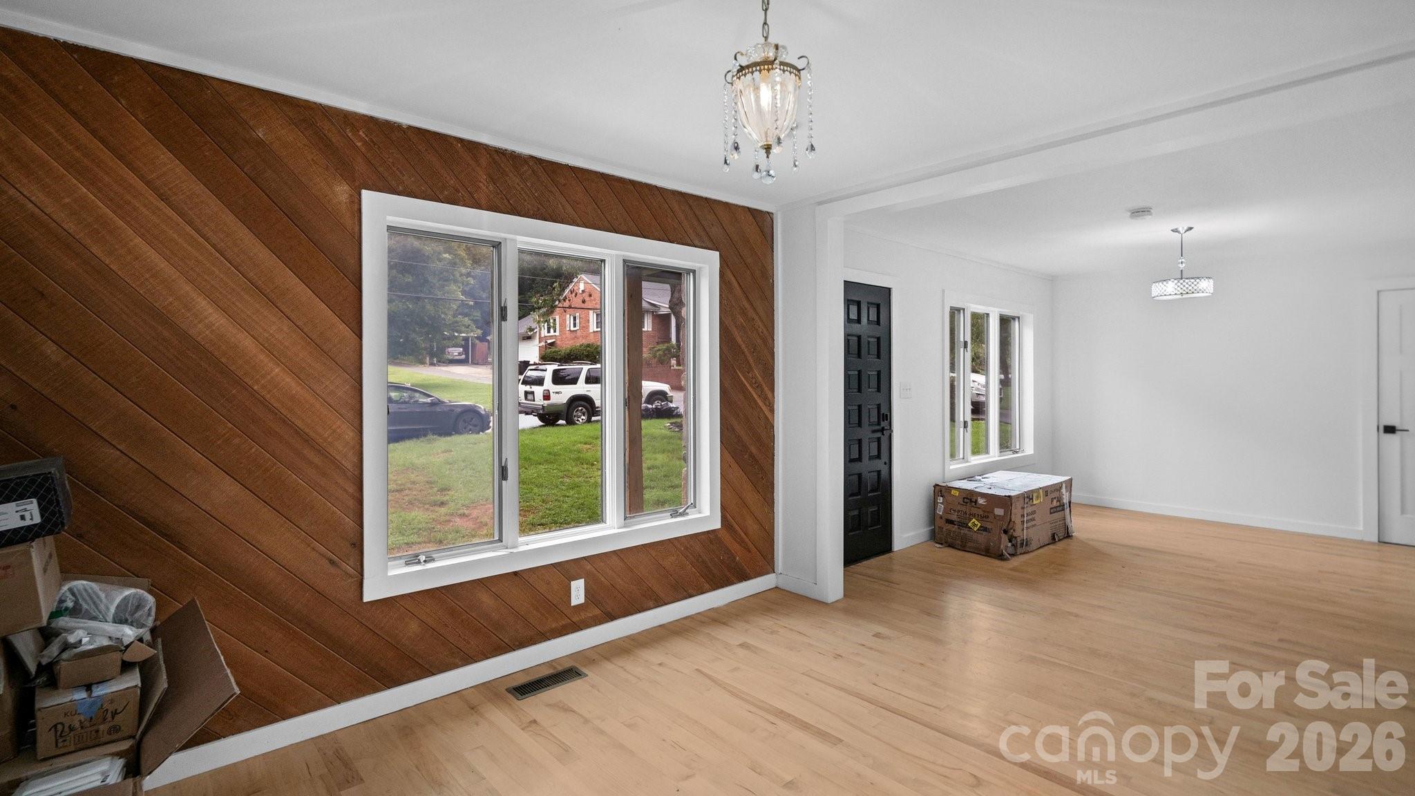 102 FALLS Street — Morganton