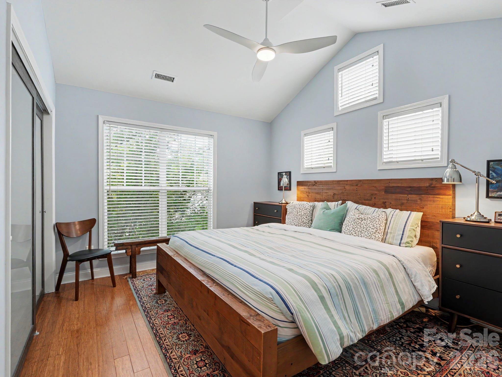1016 W 1st Street — Charlotte