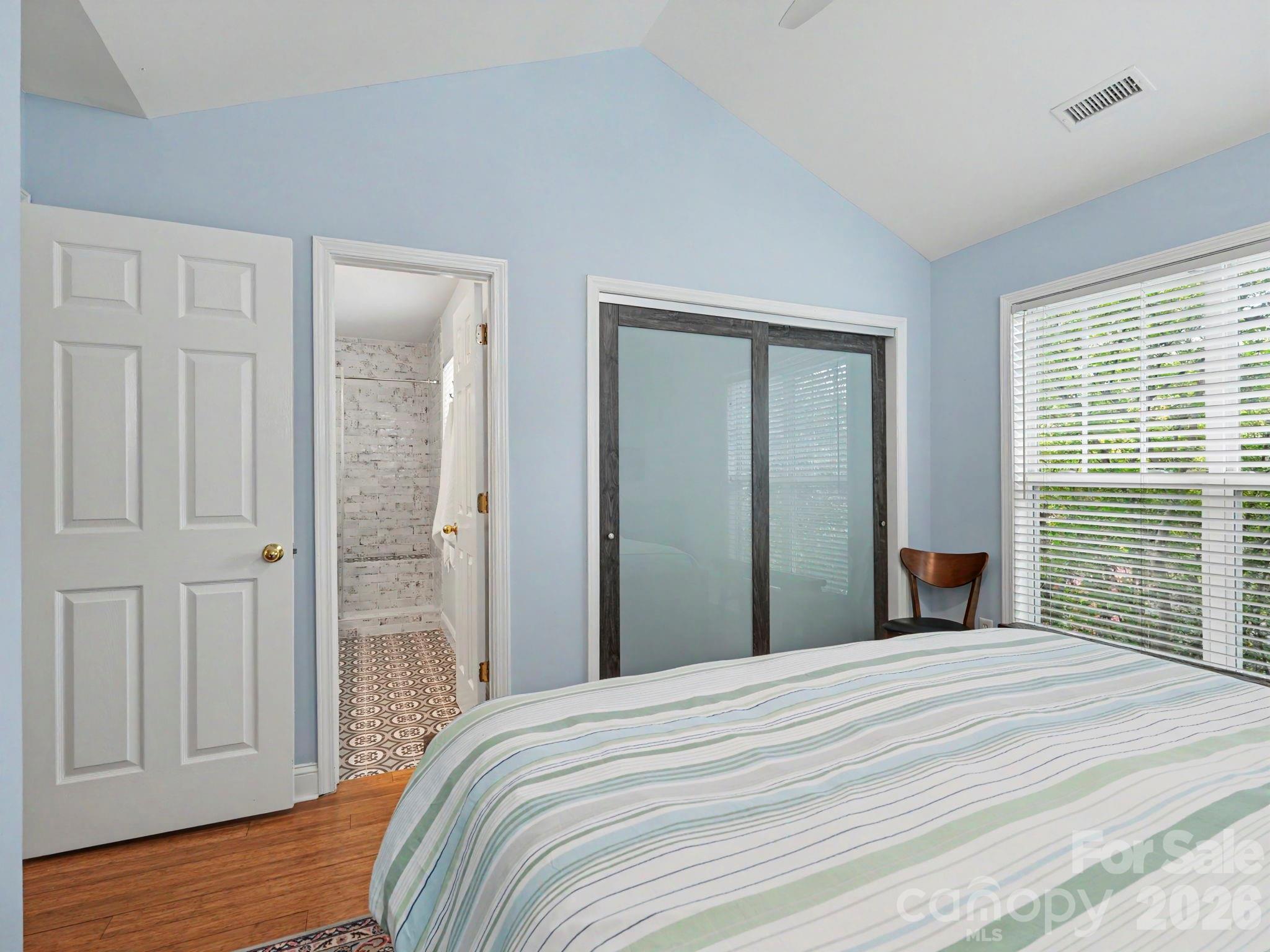1016 W 1st Street — Charlotte