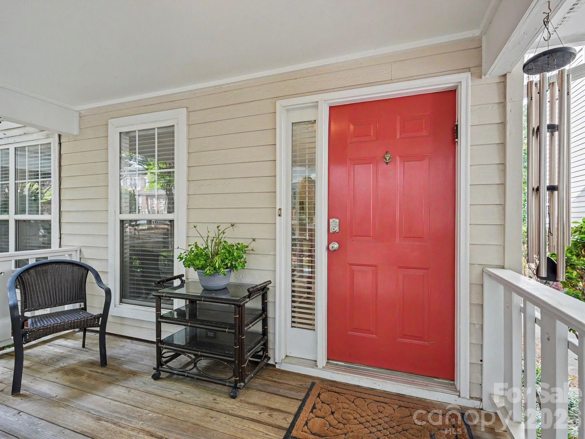 1016 W 1st Street — Charlotte