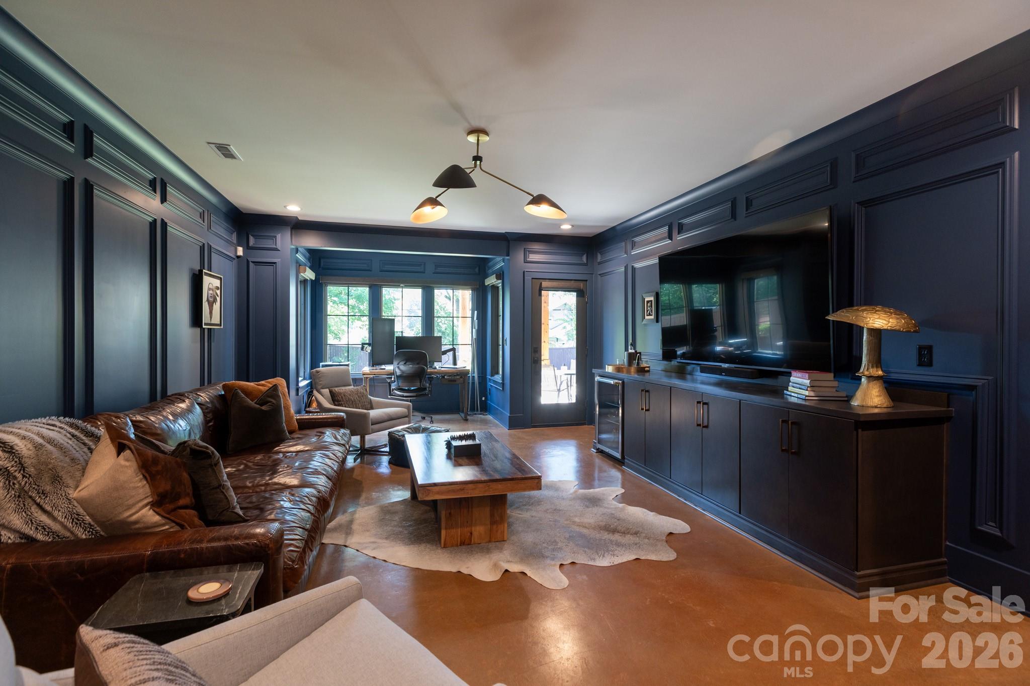 1820 Mecklenburg Avenue — Charlotte