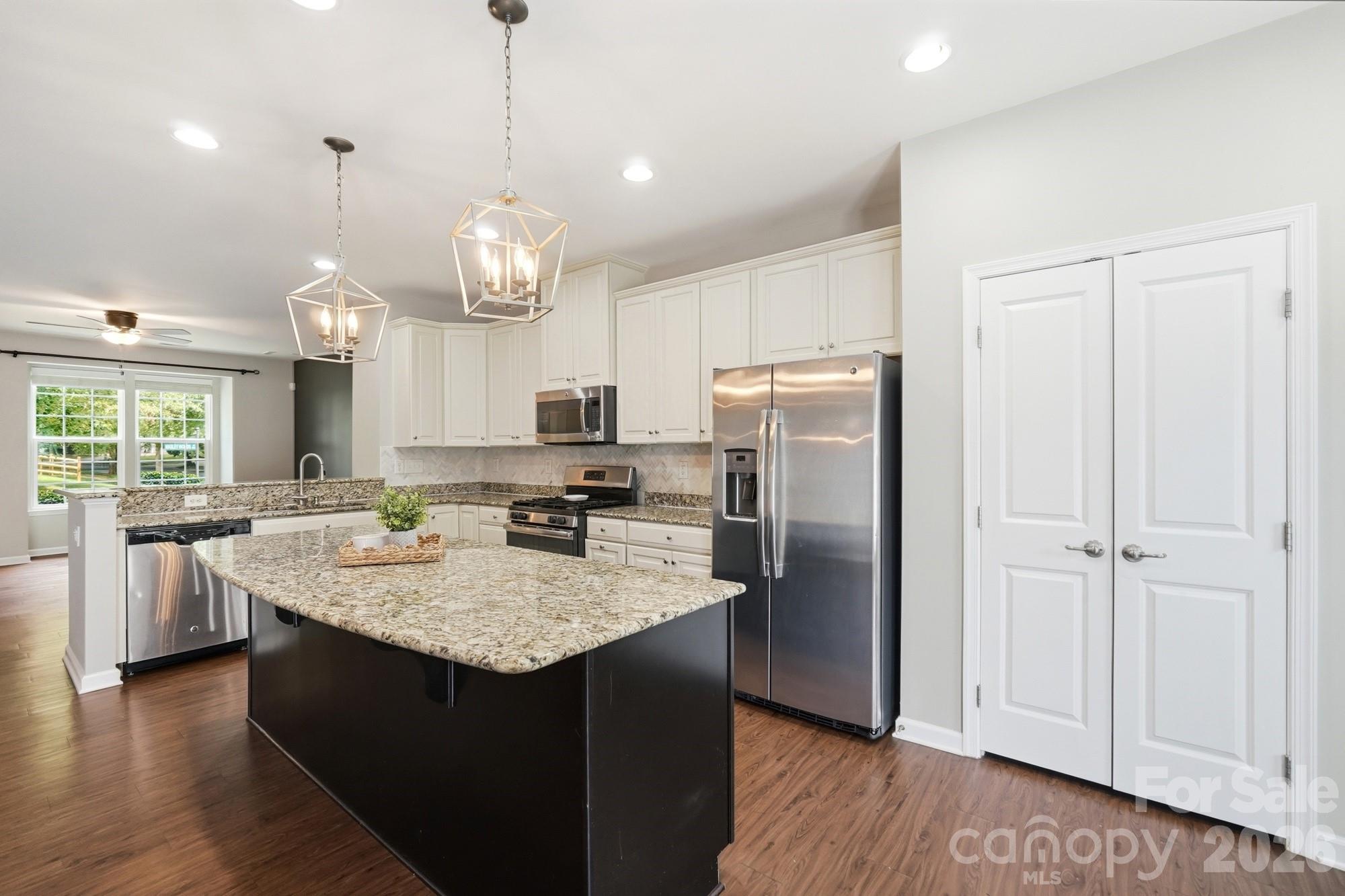 6564 Hasley Woods Drive — Huntersville