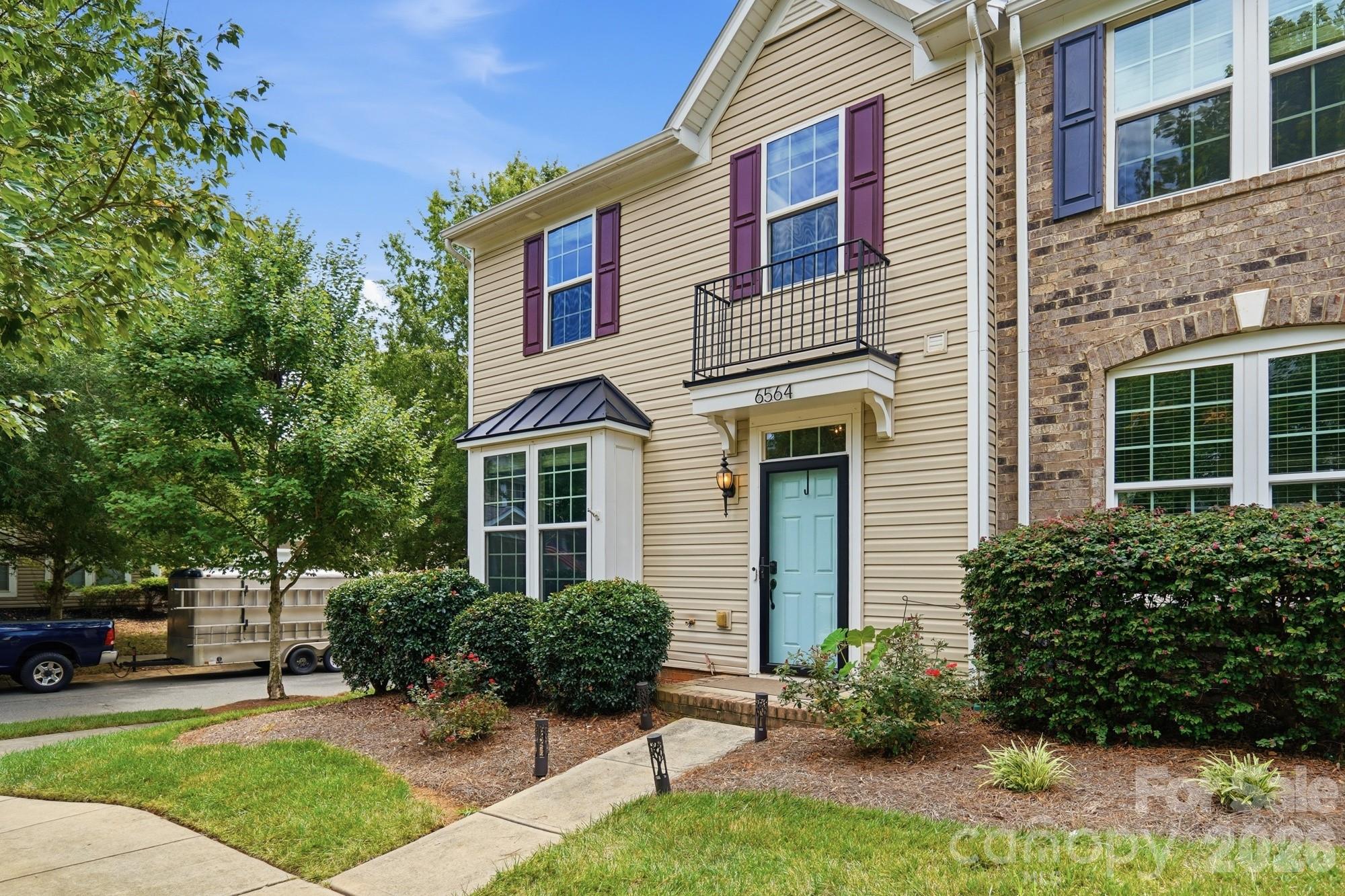 6564 Hasley Woods Drive — Huntersville
