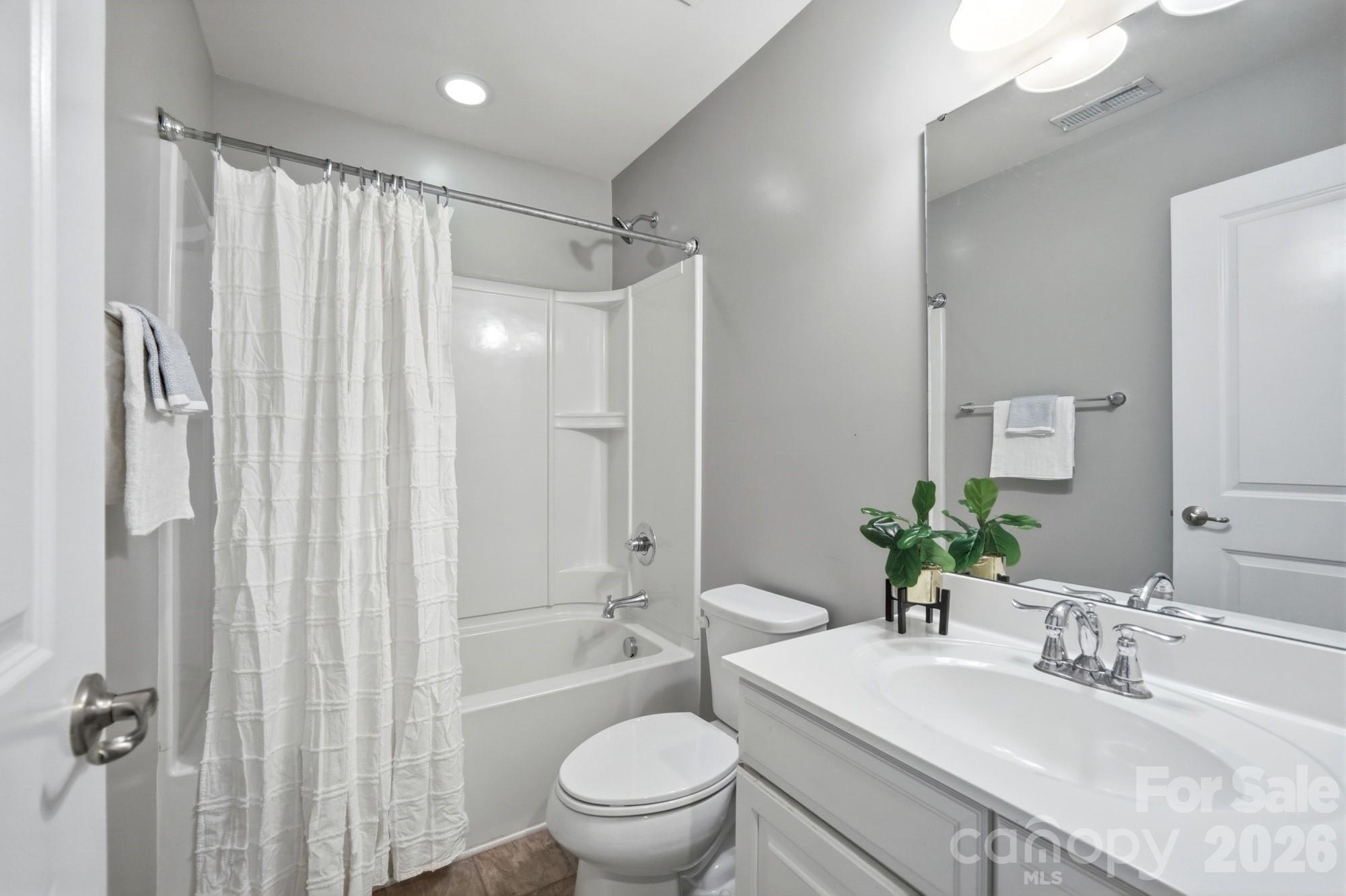 6564 Hasley Woods Drive — Huntersville