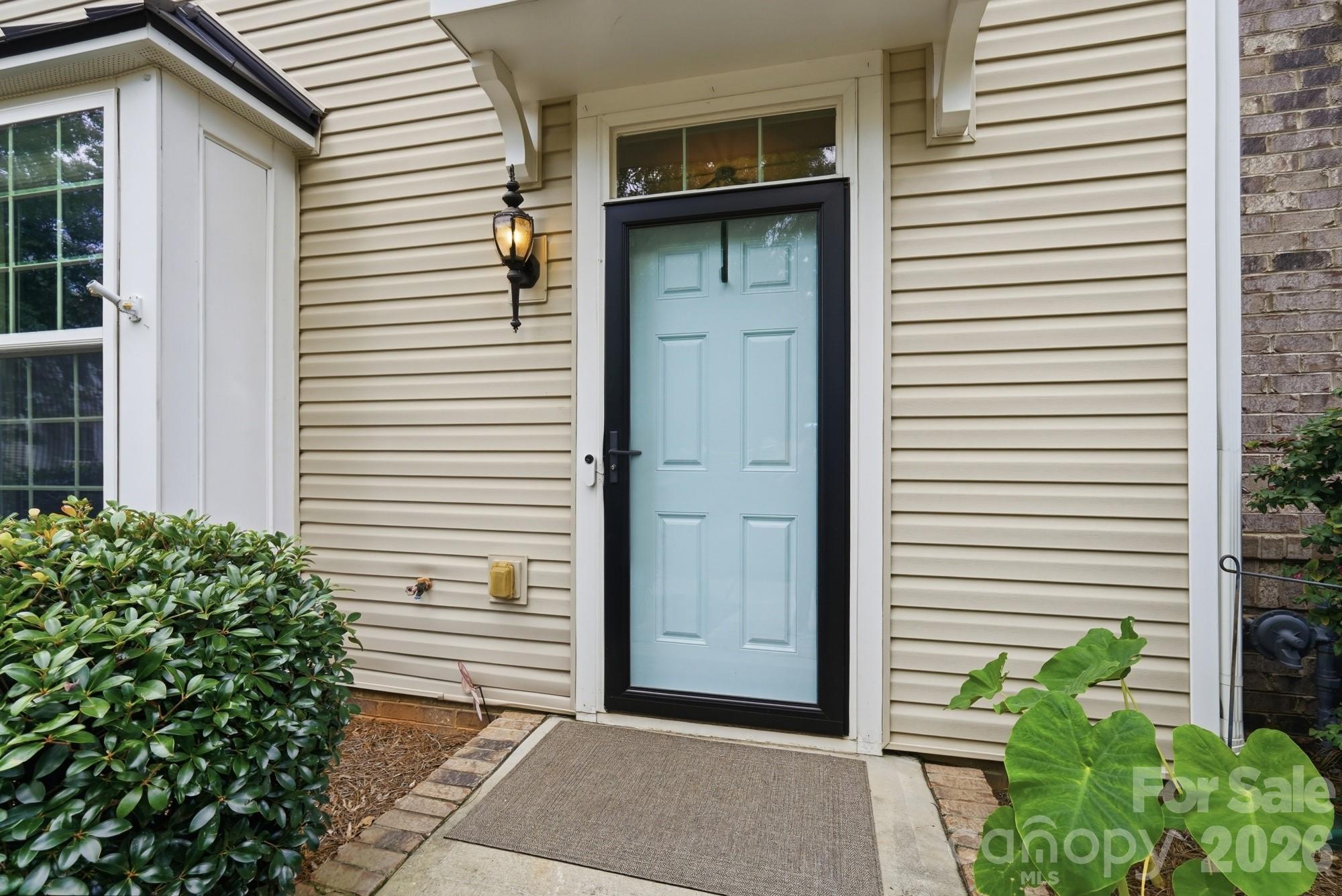 6564 Hasley Woods Drive — Huntersville
