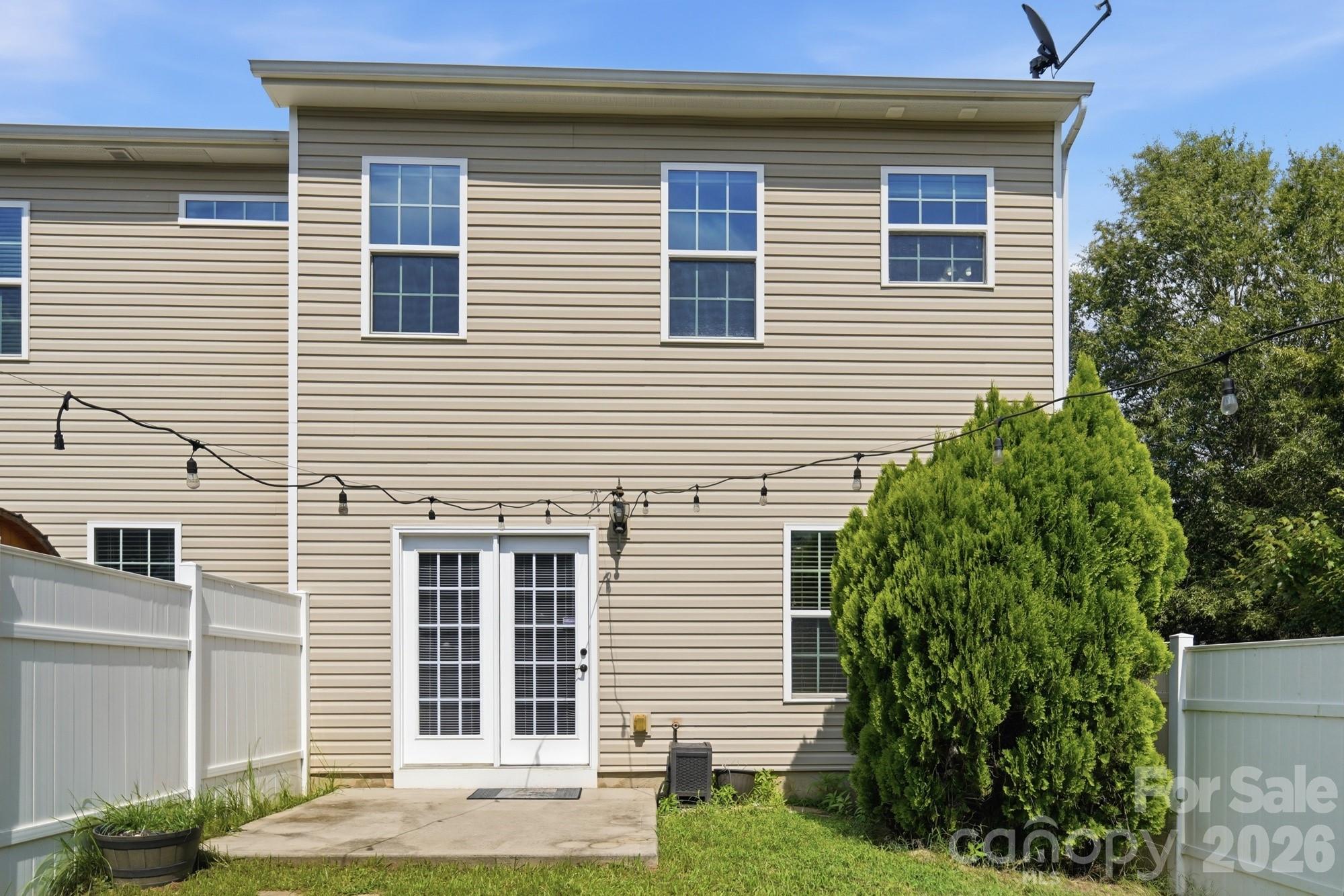 6564 Hasley Woods Drive — Huntersville