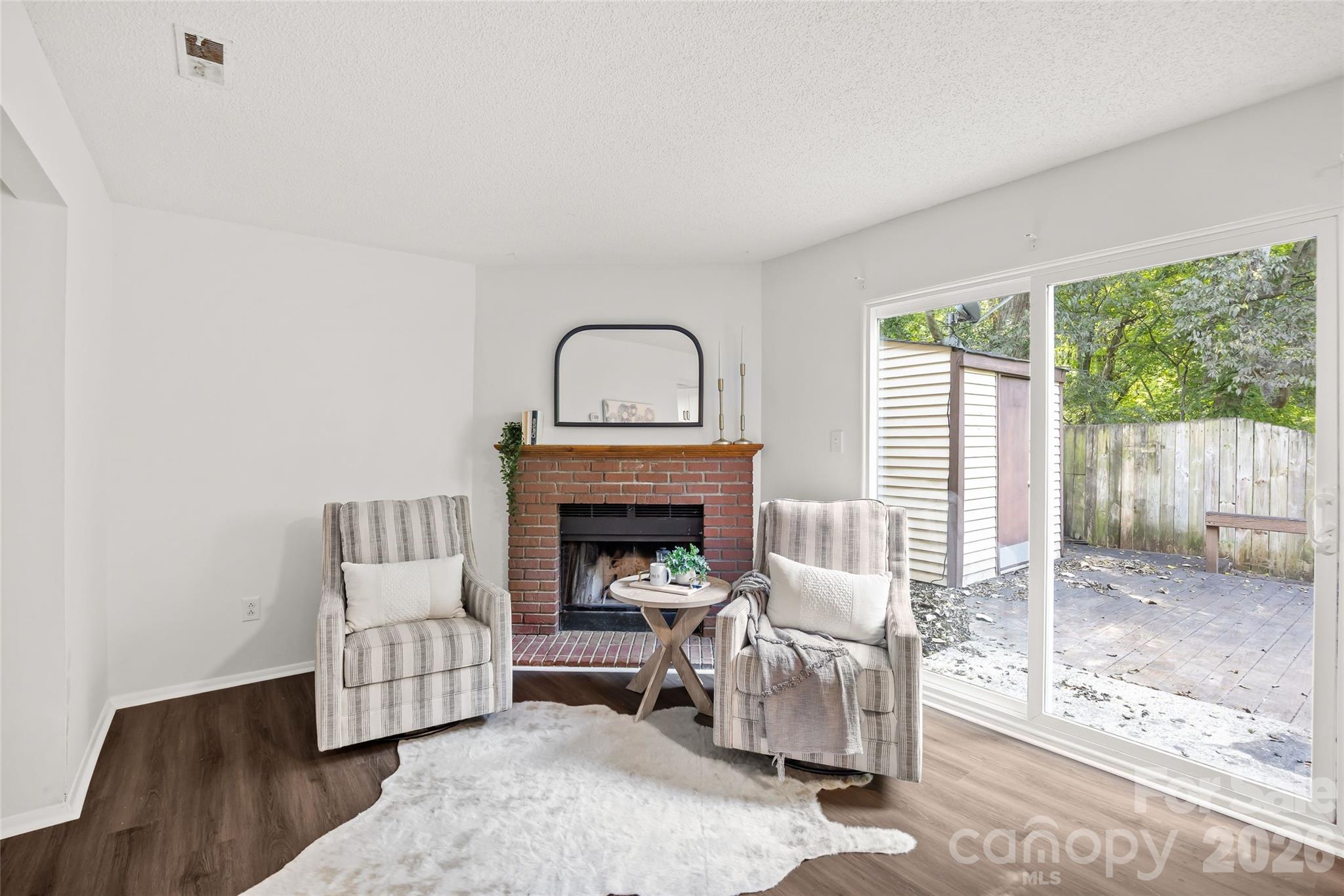 8254 Knights Bridge Road — Charlotte