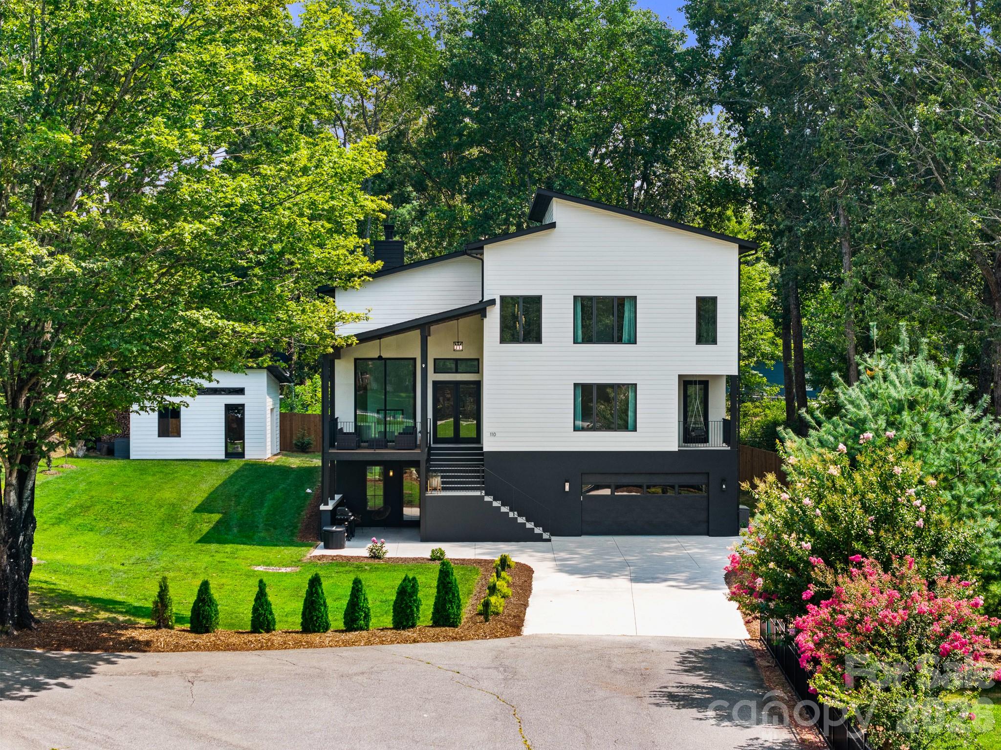 52 Klimovych Road — Hendersonville