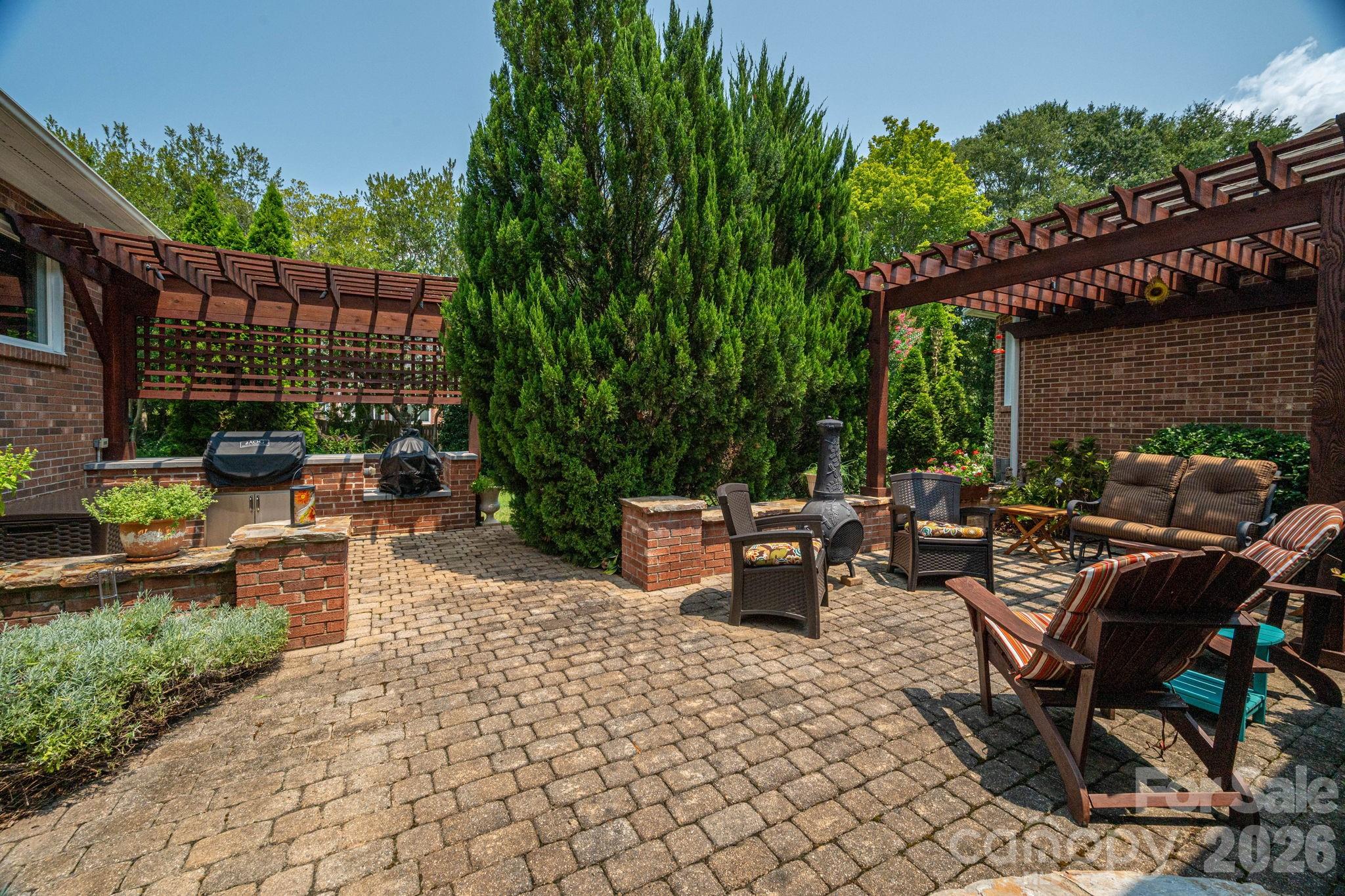 5023 Samuel Pinckney Drive — Belmont